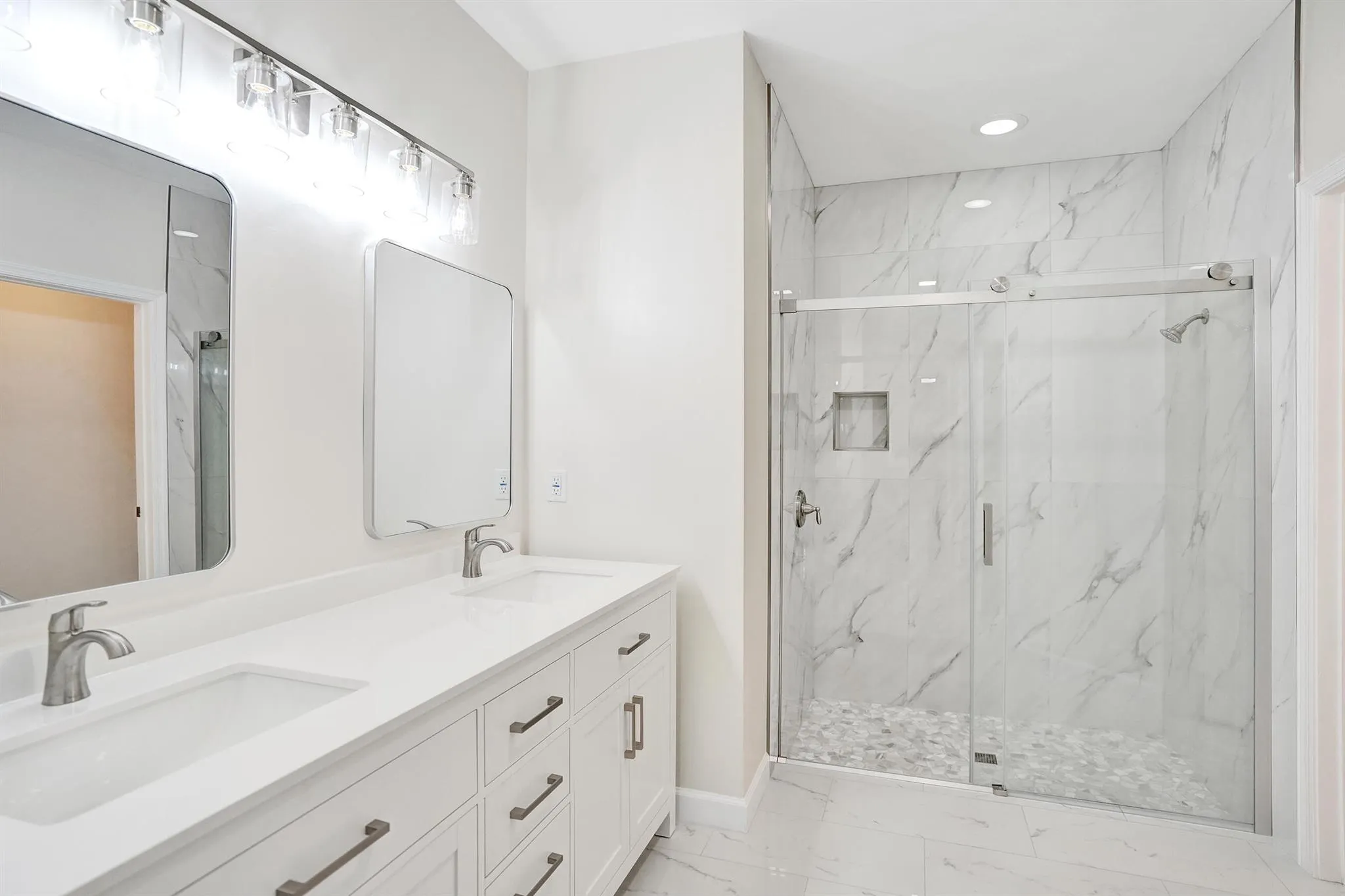 5033 S La Sedona Circle