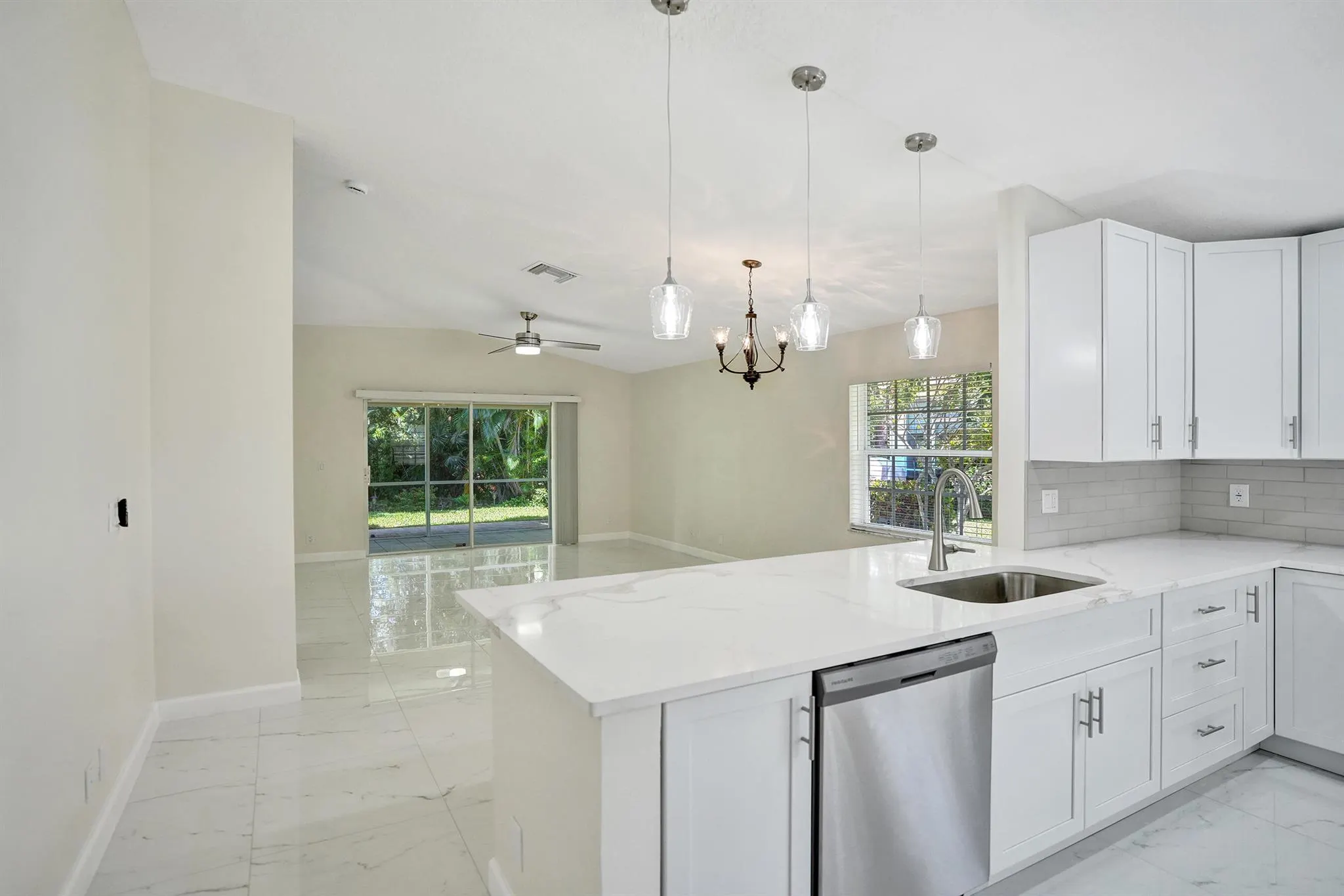 5033 S La Sedona Circle