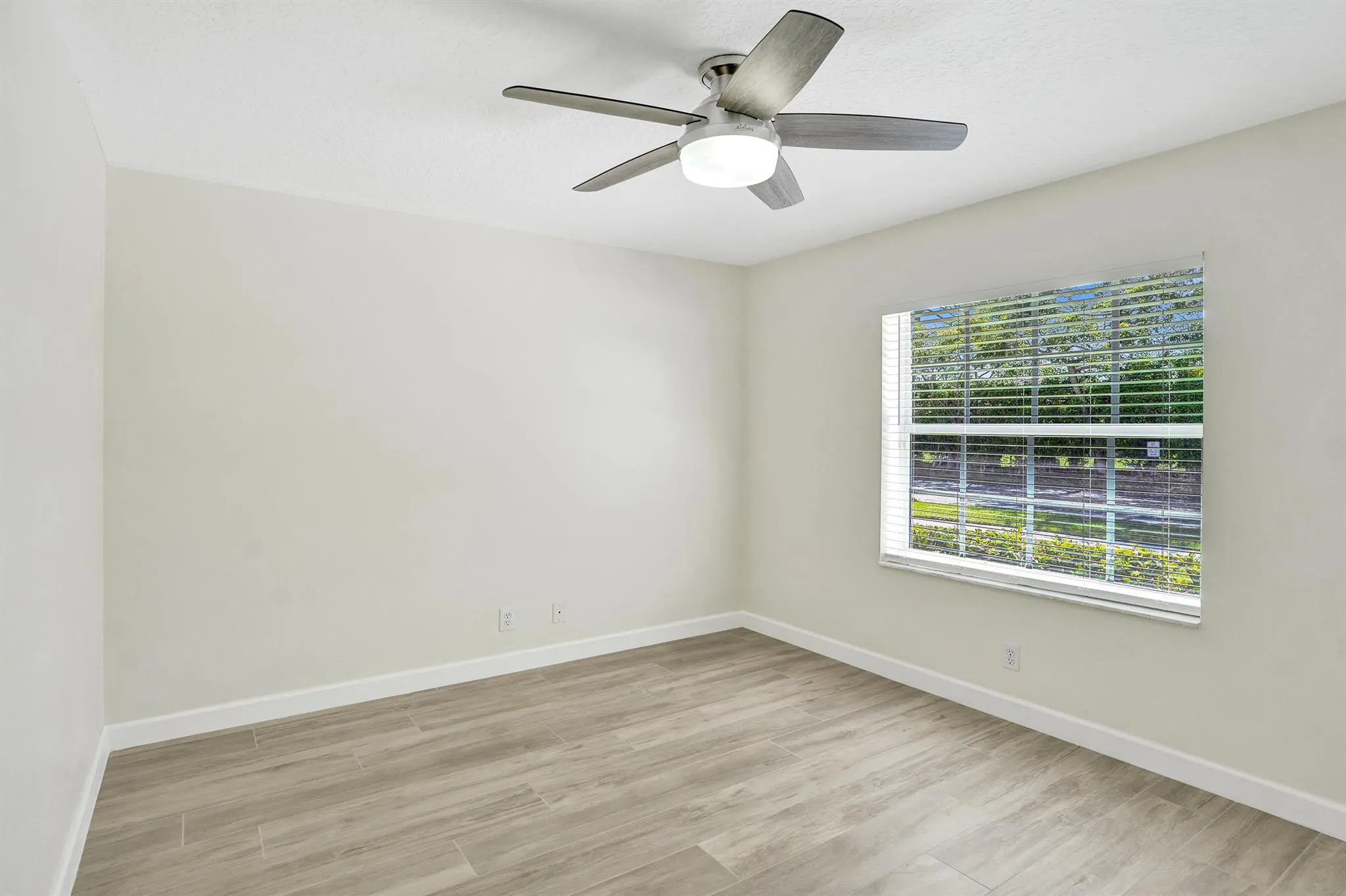 5033 S La Sedona Circle