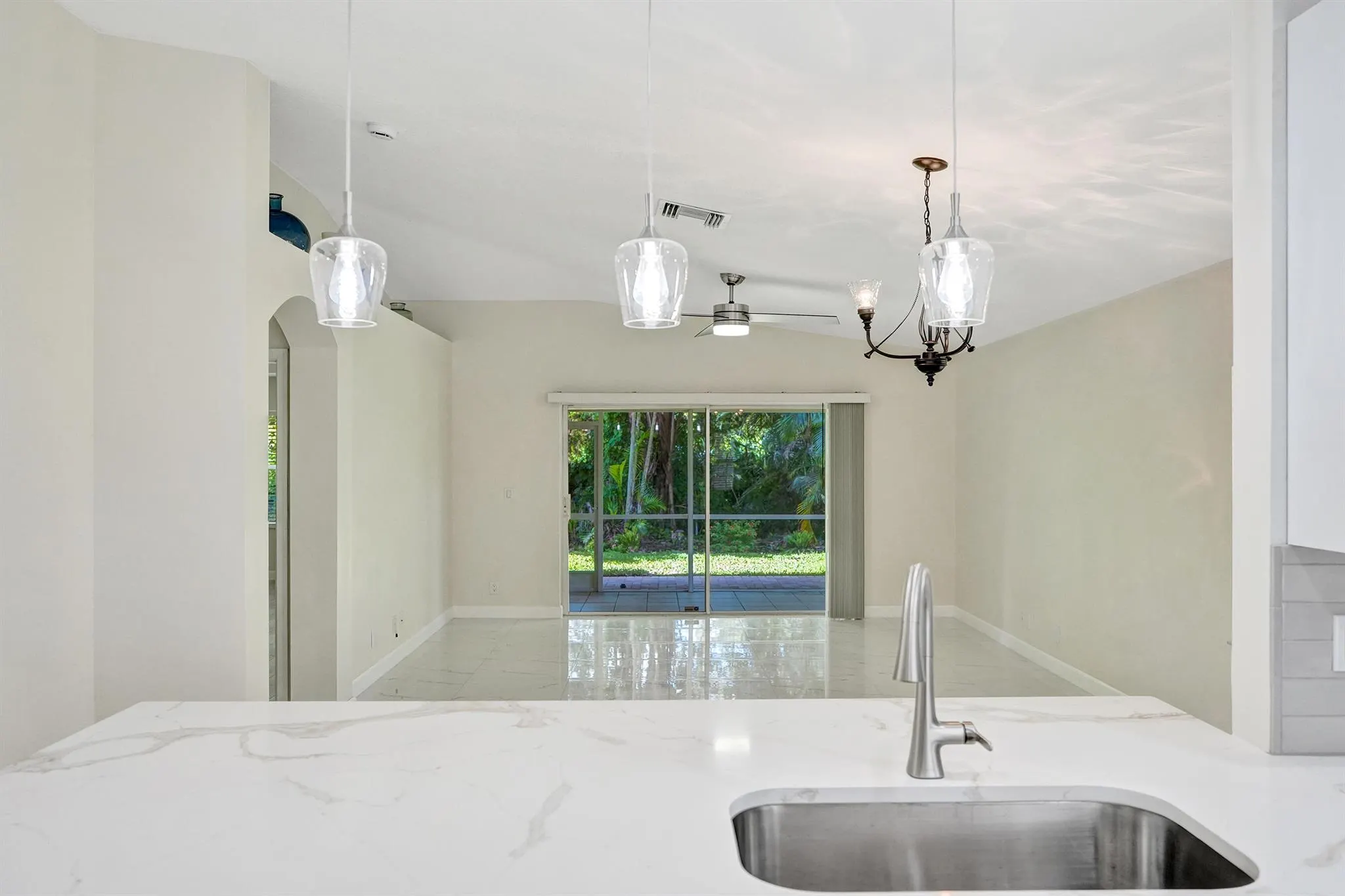 5033 S La Sedona Circle