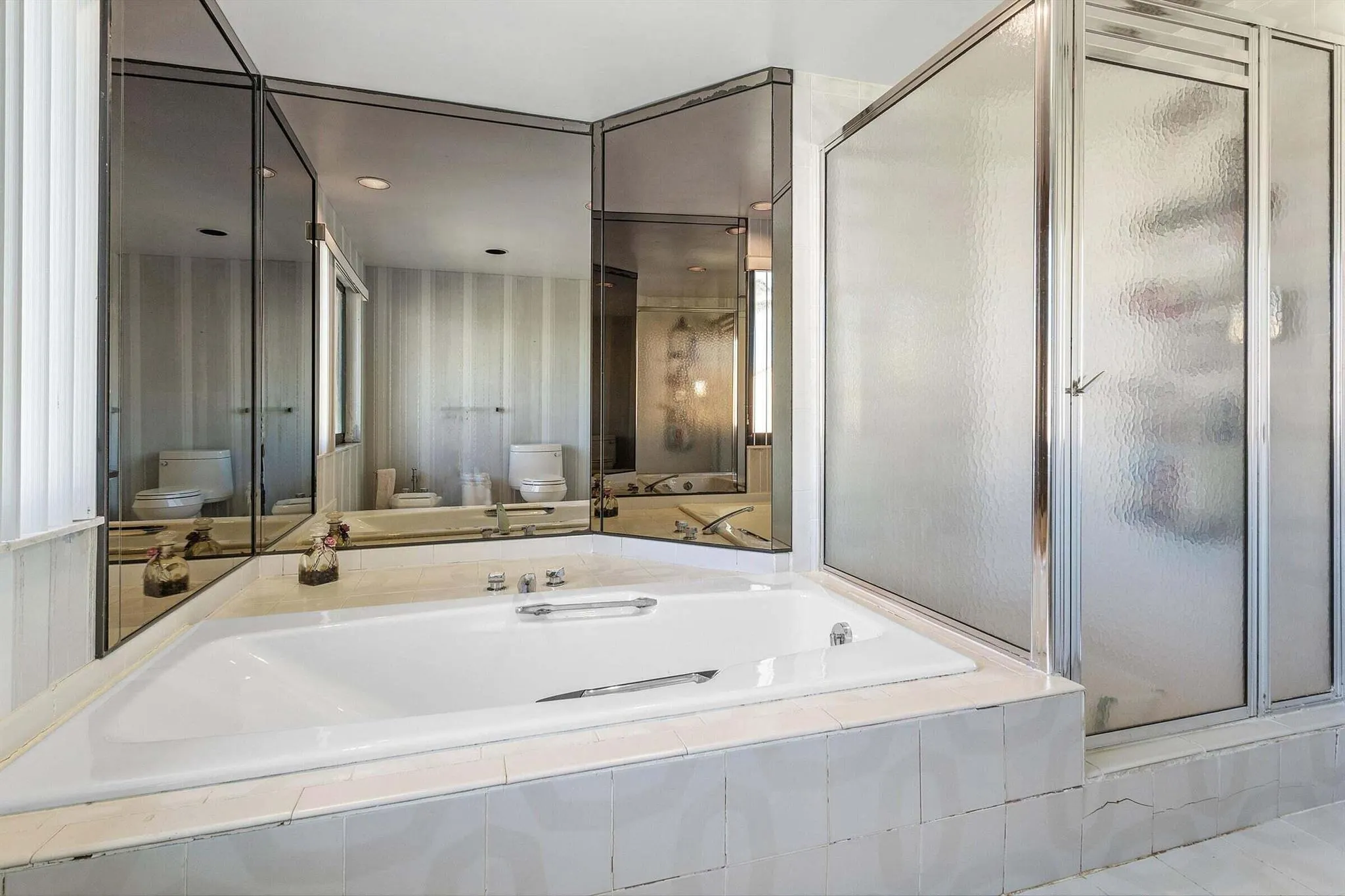 6711 N Ocean Boulevard, #13