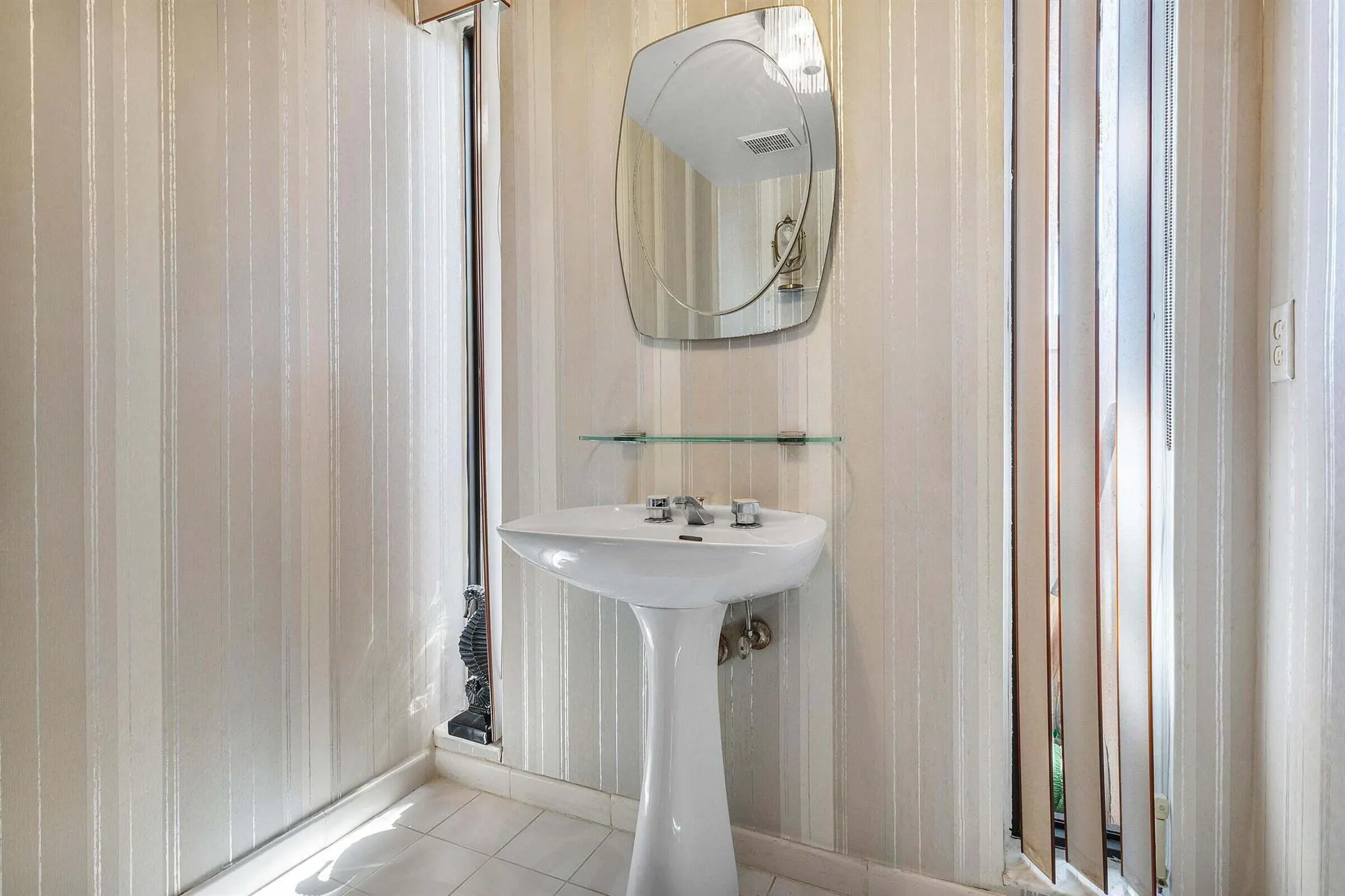 6711 N Ocean Boulevard, #13