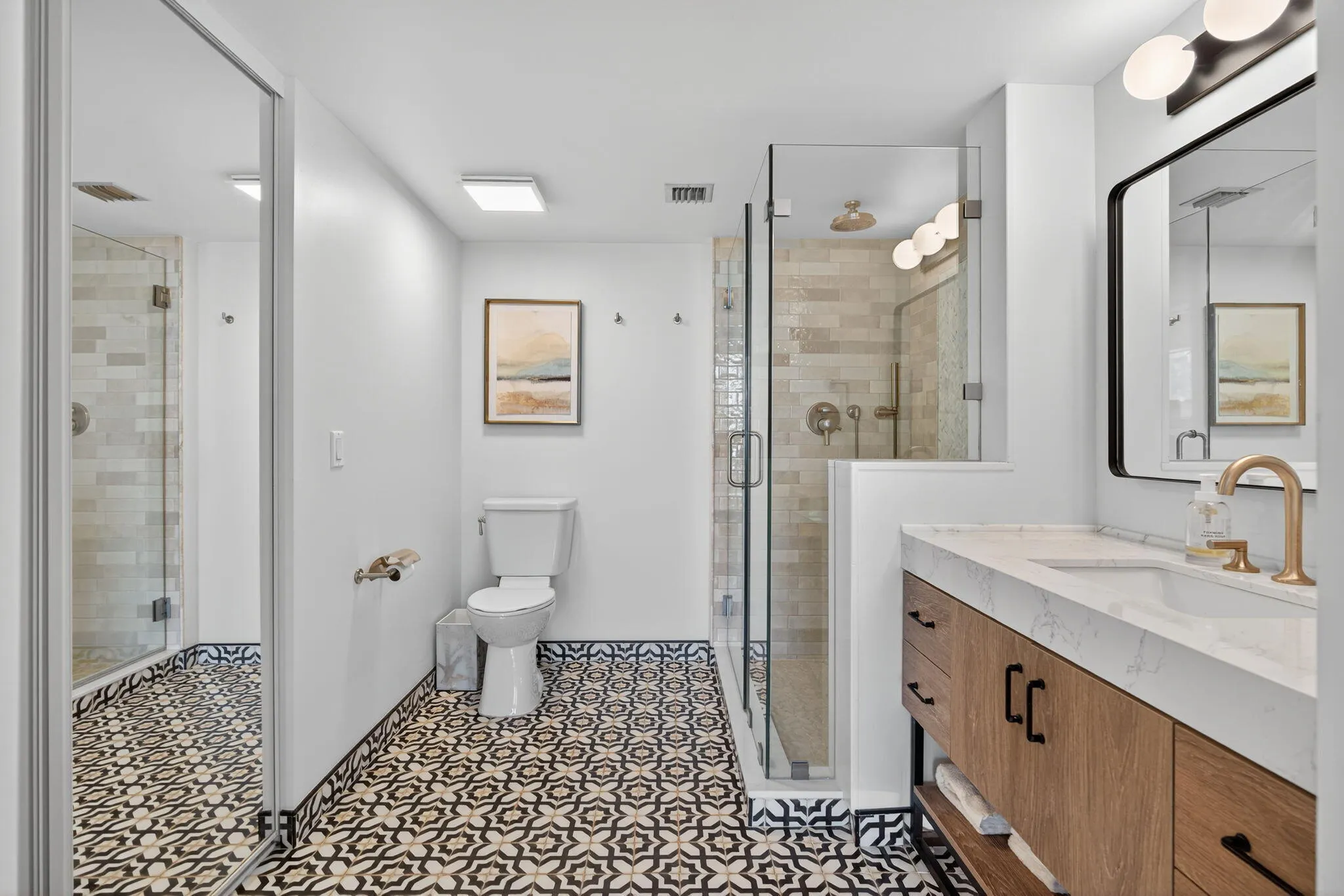 501 S Seas Drive, #406