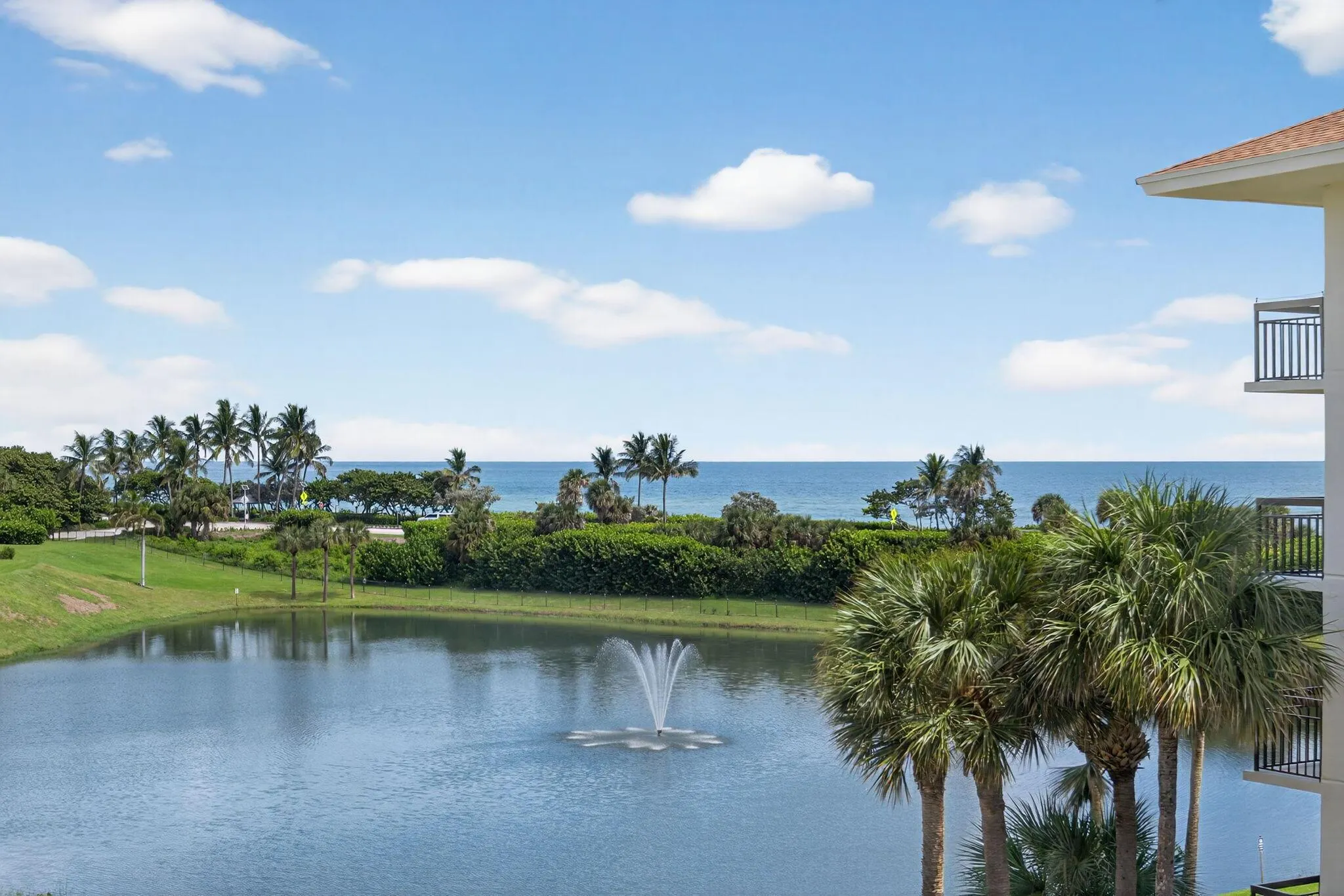 501 S Seas Drive, #406