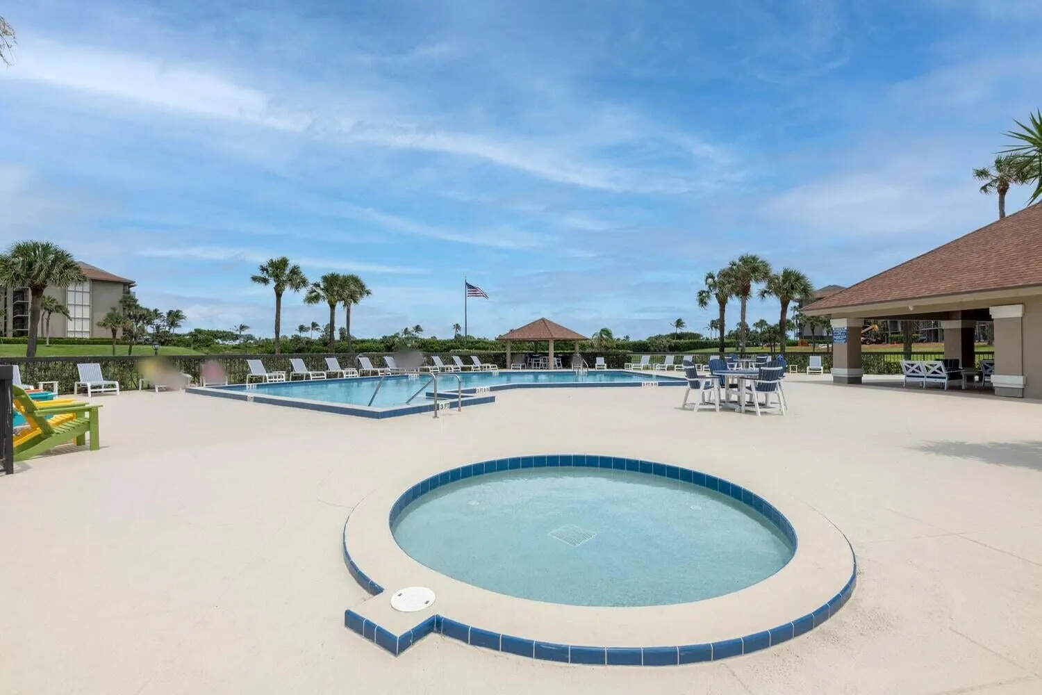 501 S Seas Drive, #406