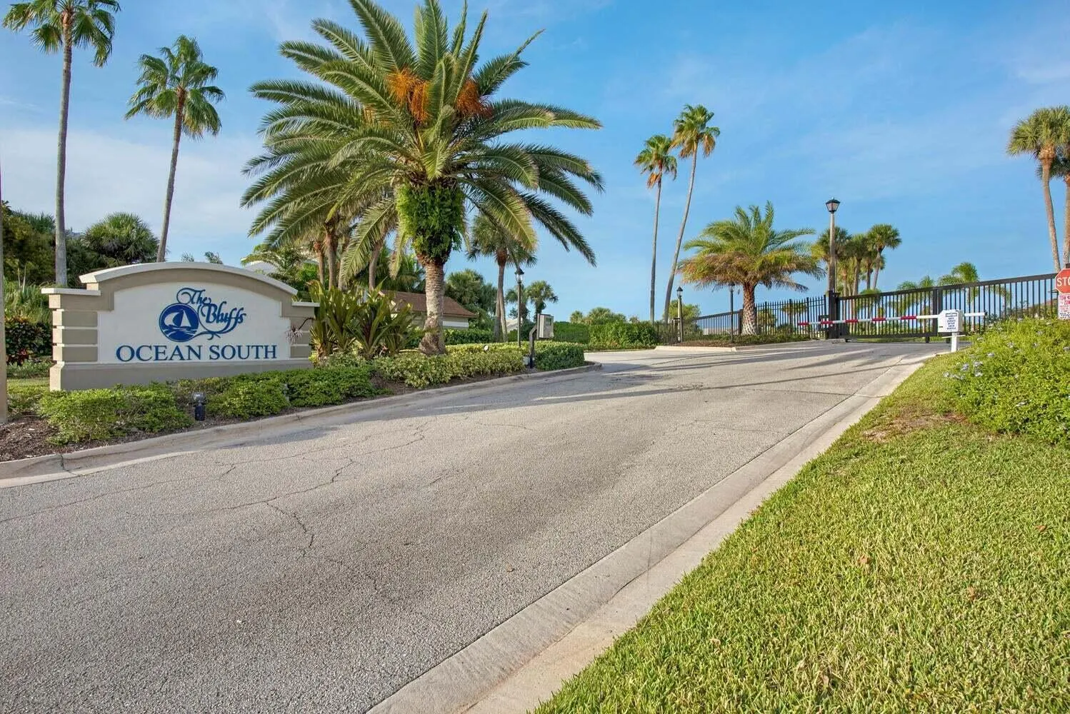 501 S Seas Drive, #406