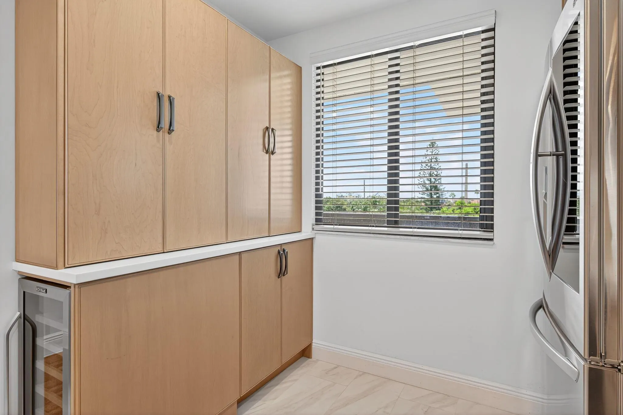 501 S Seas Drive, #406