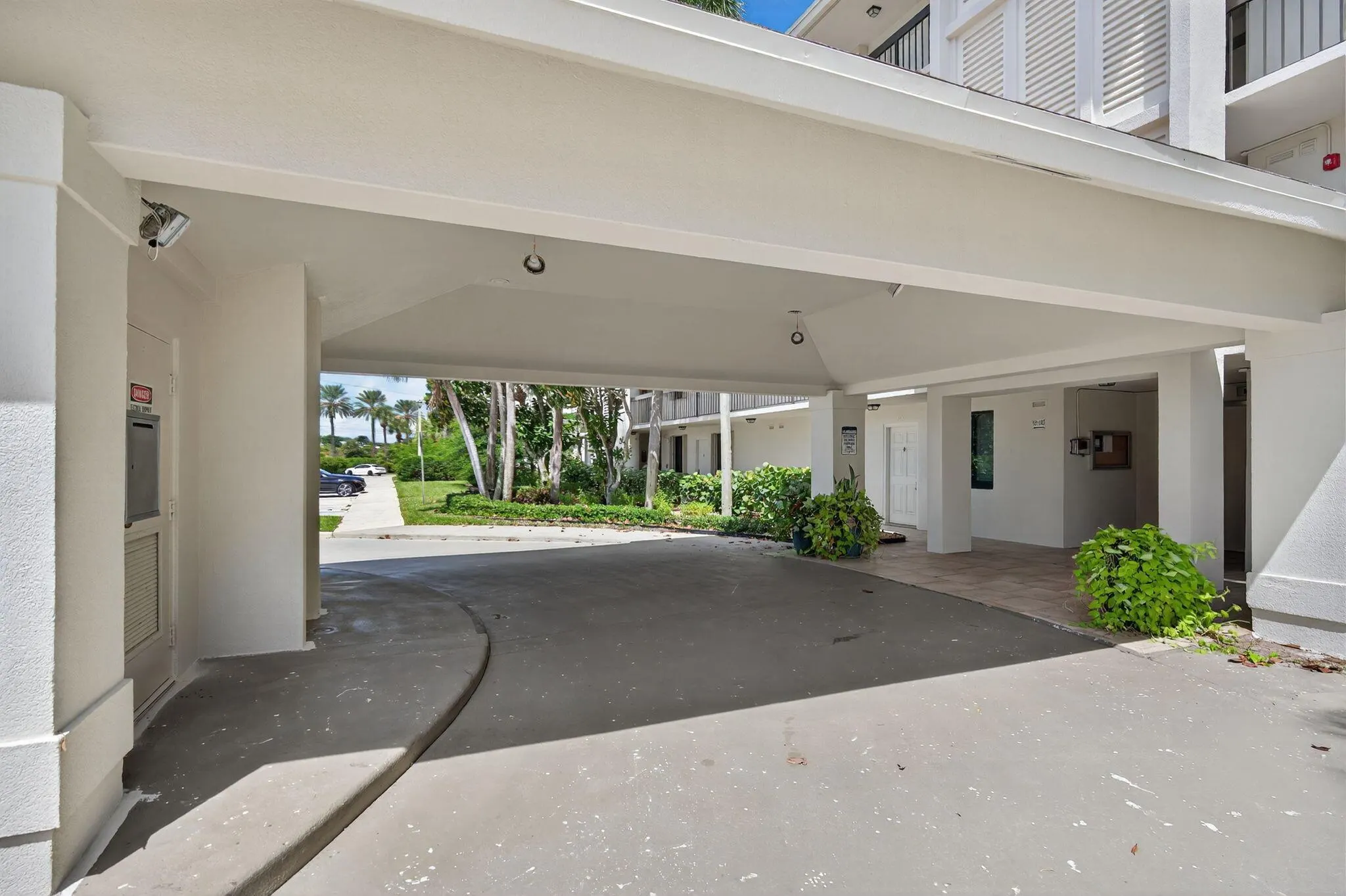 501 S Seas Drive, #406