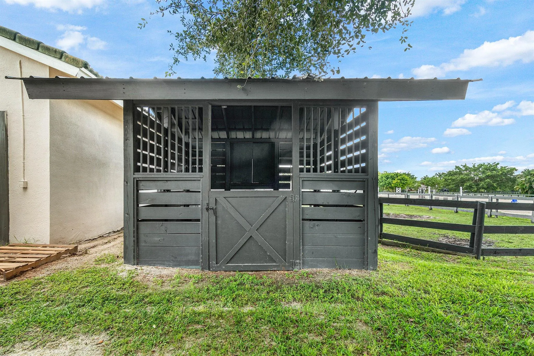 14539 Belmont Trace, #(2 Stalls And Studio)