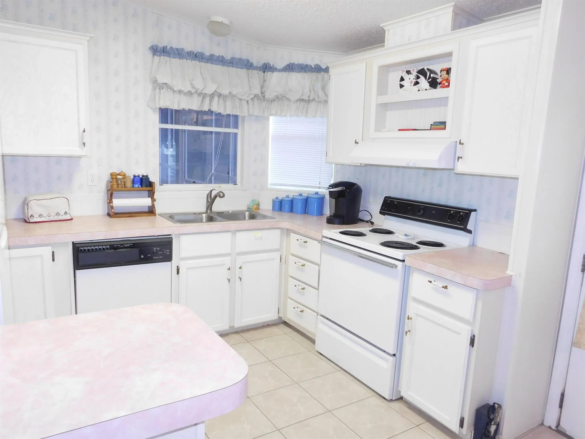 3311 Columbrina Circle