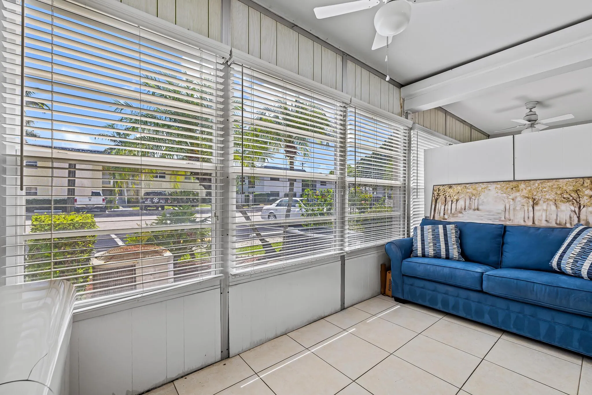 2121 NE 42nd Court, #102c