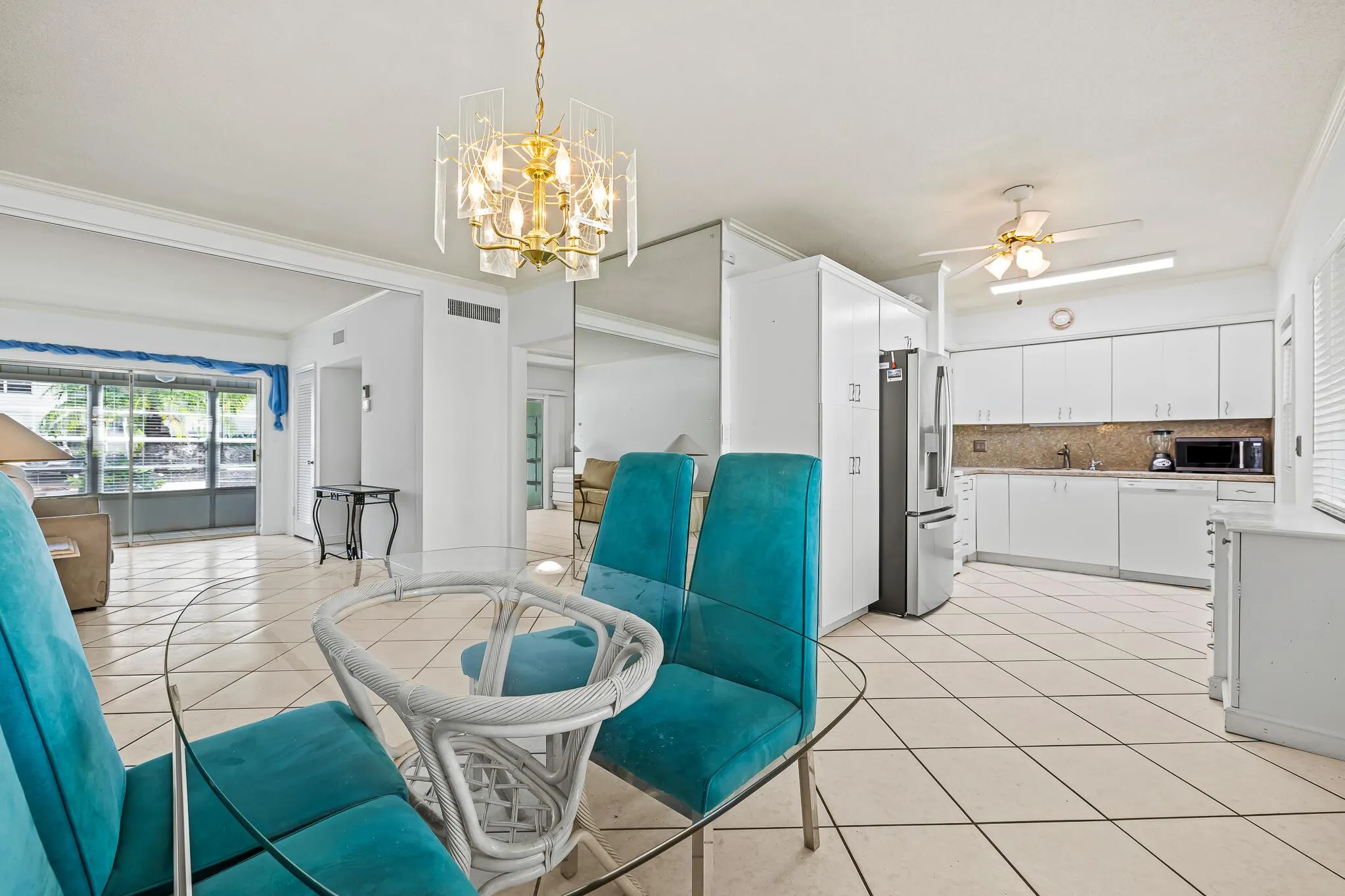 2121 NE 42nd Court, #102c