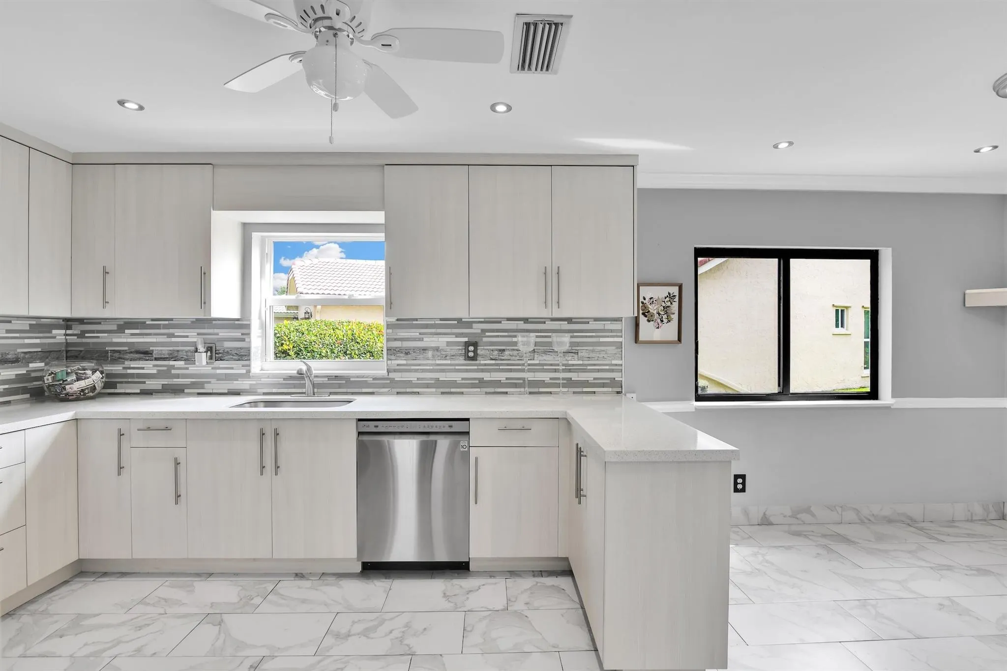 7962 Cloverfield Circle