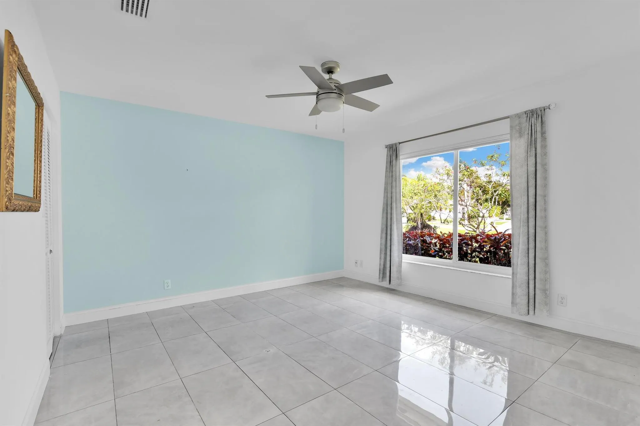 7962 Cloverfield Circle