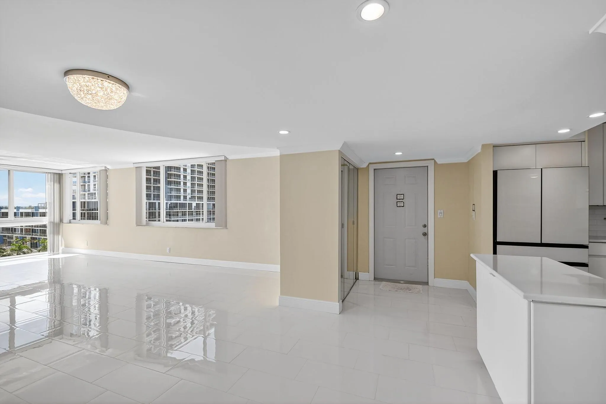 301 Lake Shore Drive, #711