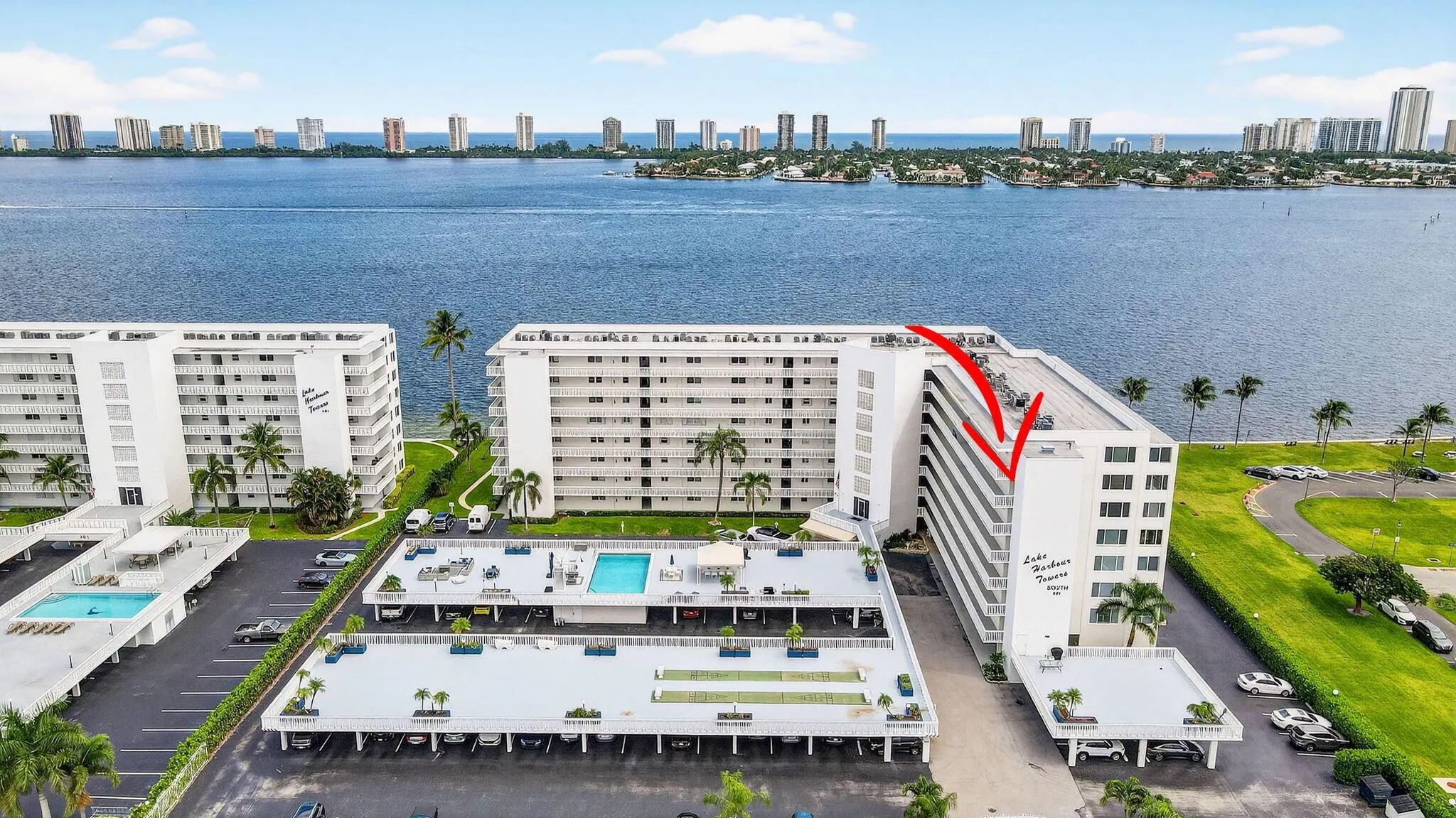 301 Lake Shore Drive, #711