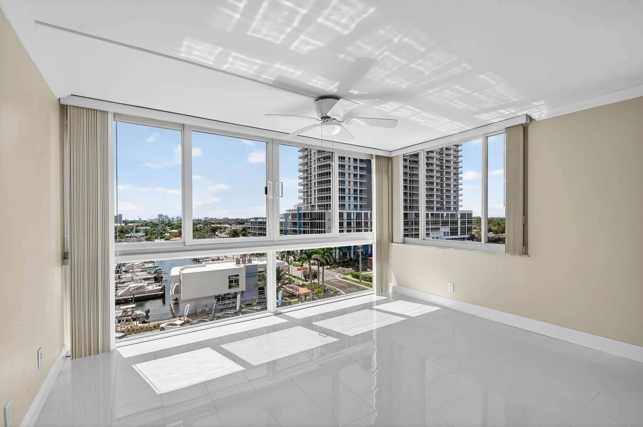 301 Lake Shore Drive, #711