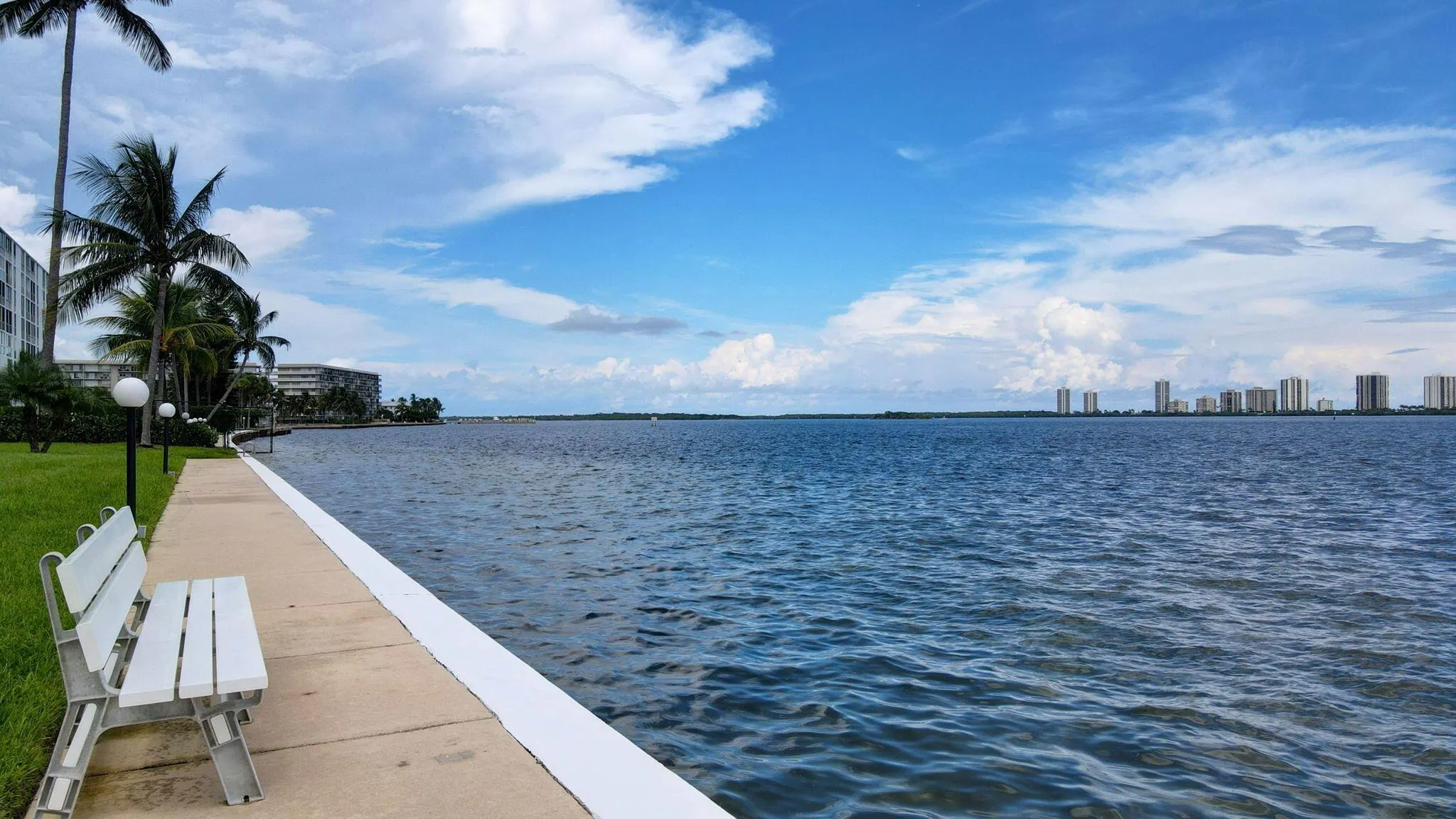 301 Lake Shore Drive, #711