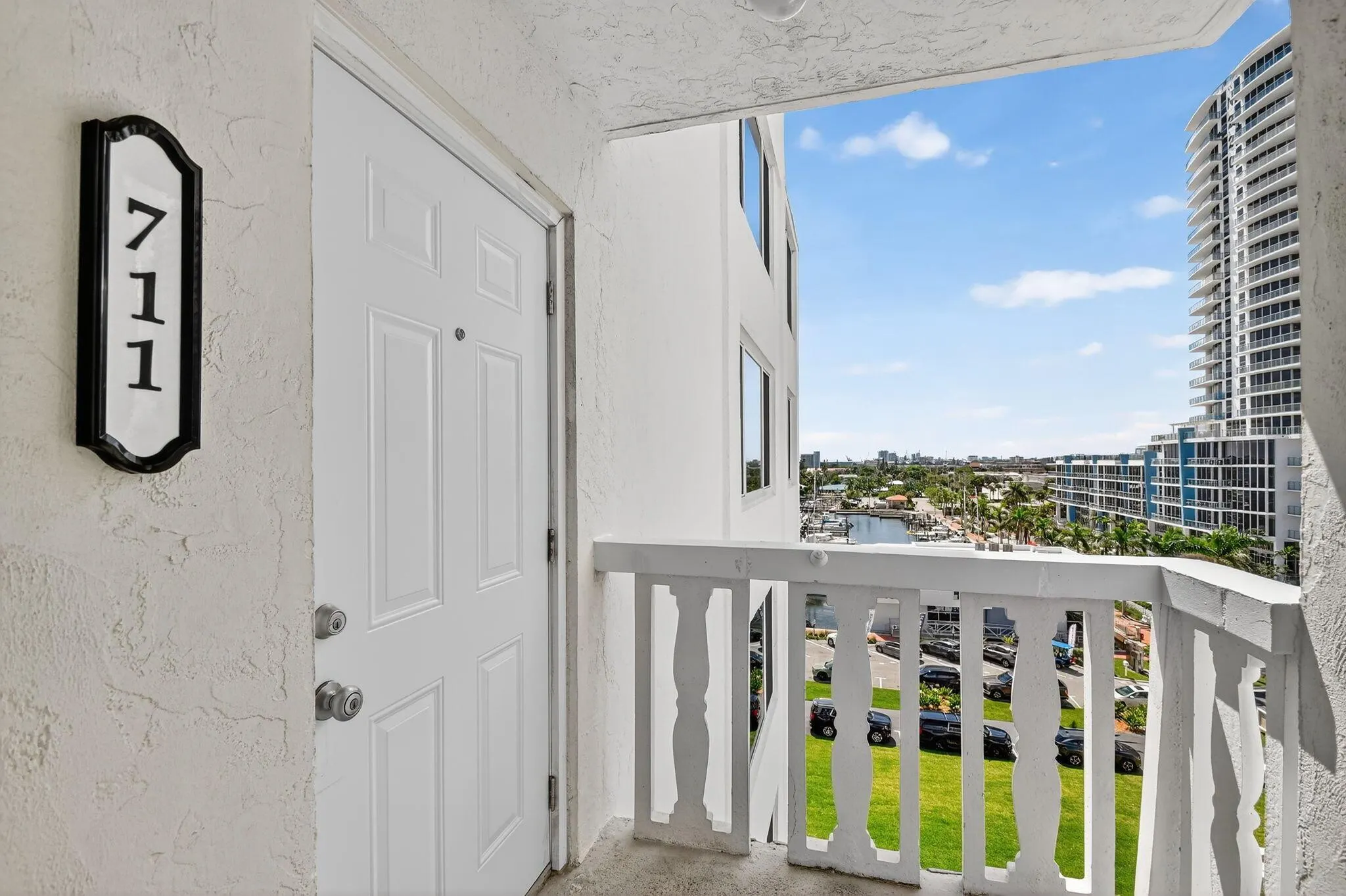 301 Lake Shore Drive, #711