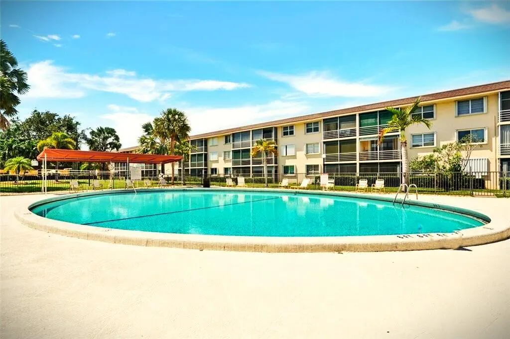 4500 N Federal Highway, #169h