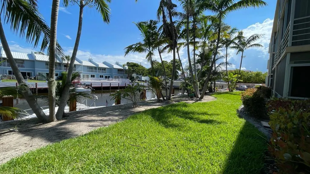 4500 N Federal Highway, #169h
