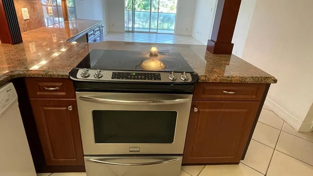 4500 N Federal Highway, #169h
