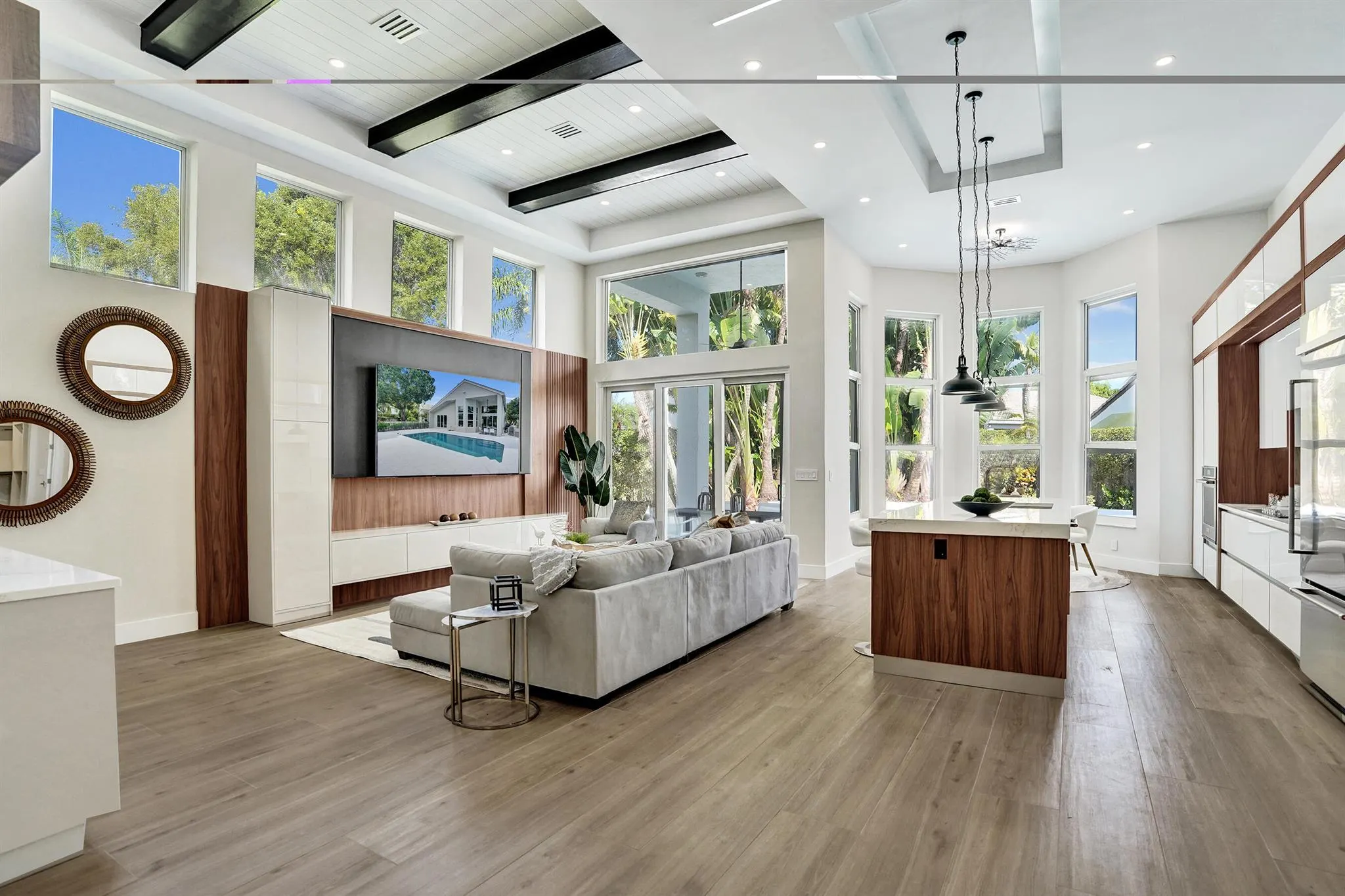 3331 NW 53 Circle