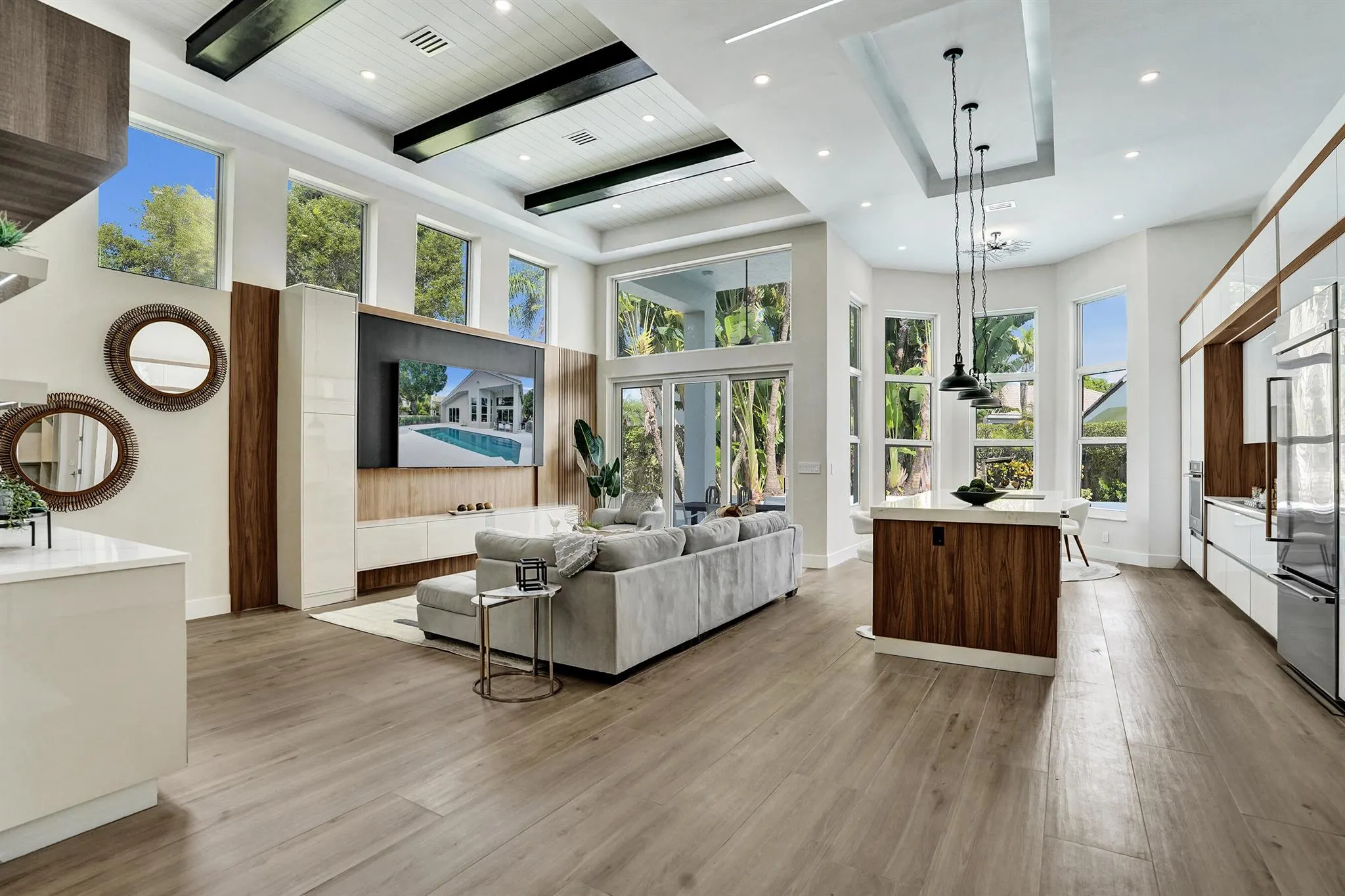 3331 NW 53 Circle