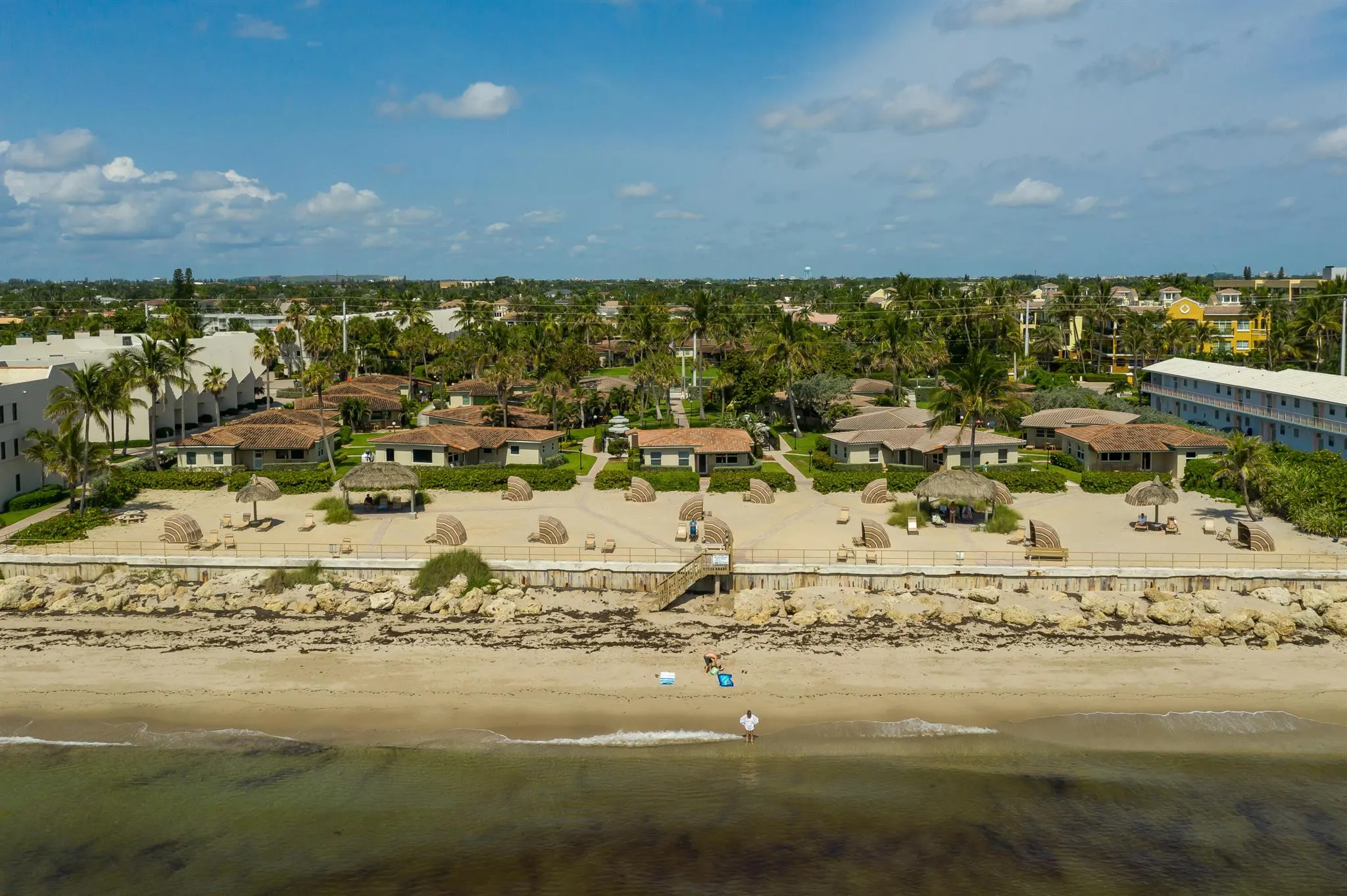 1225 Hillsboro Mile, #M2