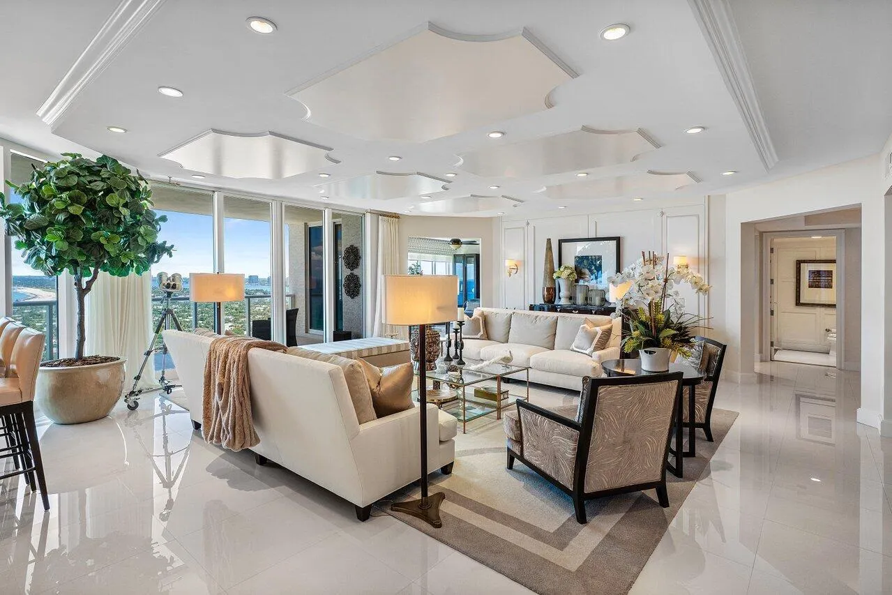 2700 N Ocean Drive, #2203a