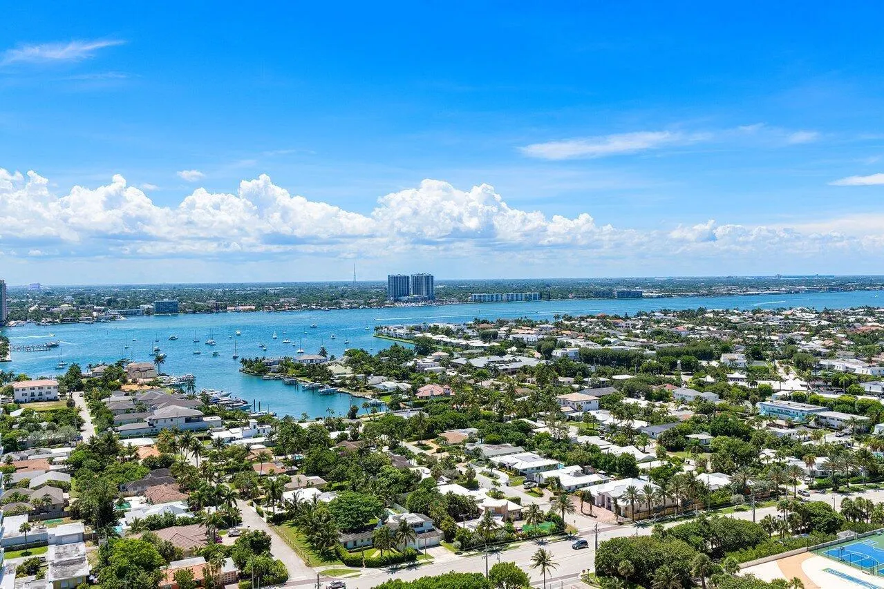 2700 N Ocean Drive, #2203a