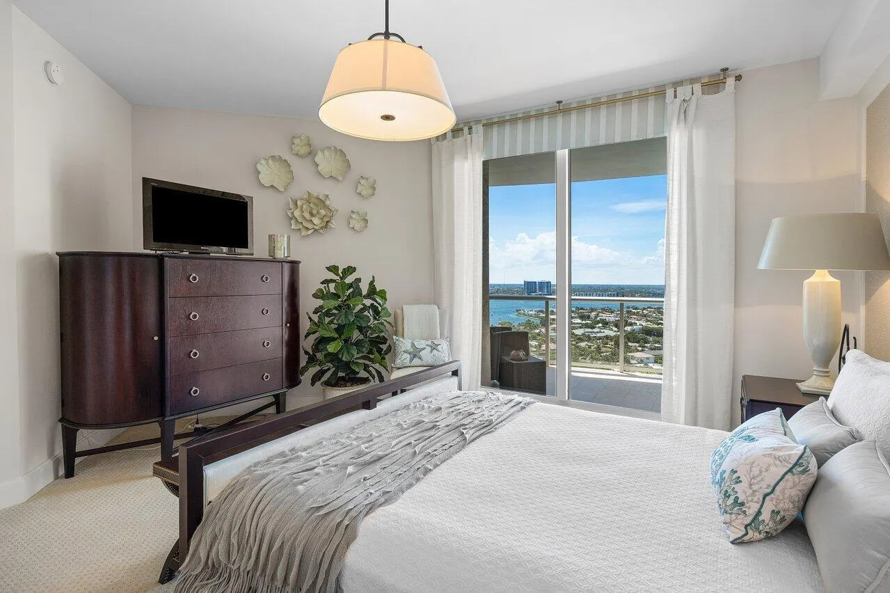 2700 N Ocean Drive, #2203a