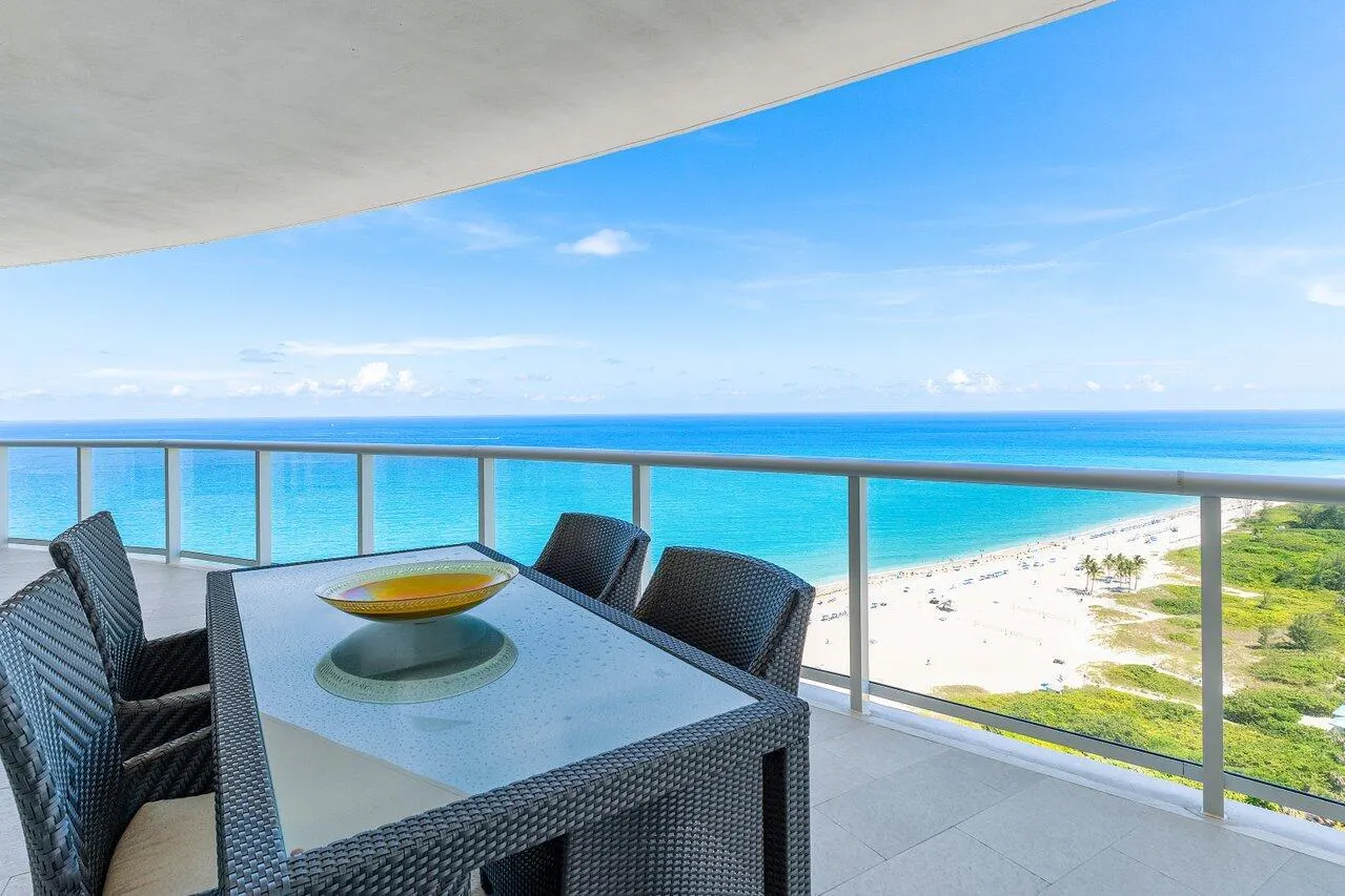 2700 N Ocean Drive, #2203a