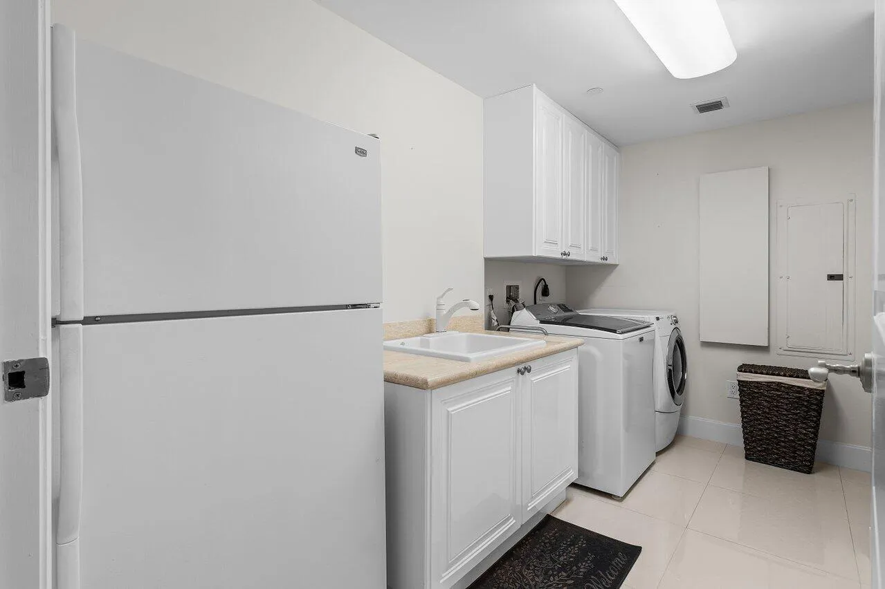 2700 N Ocean Drive, #2203a