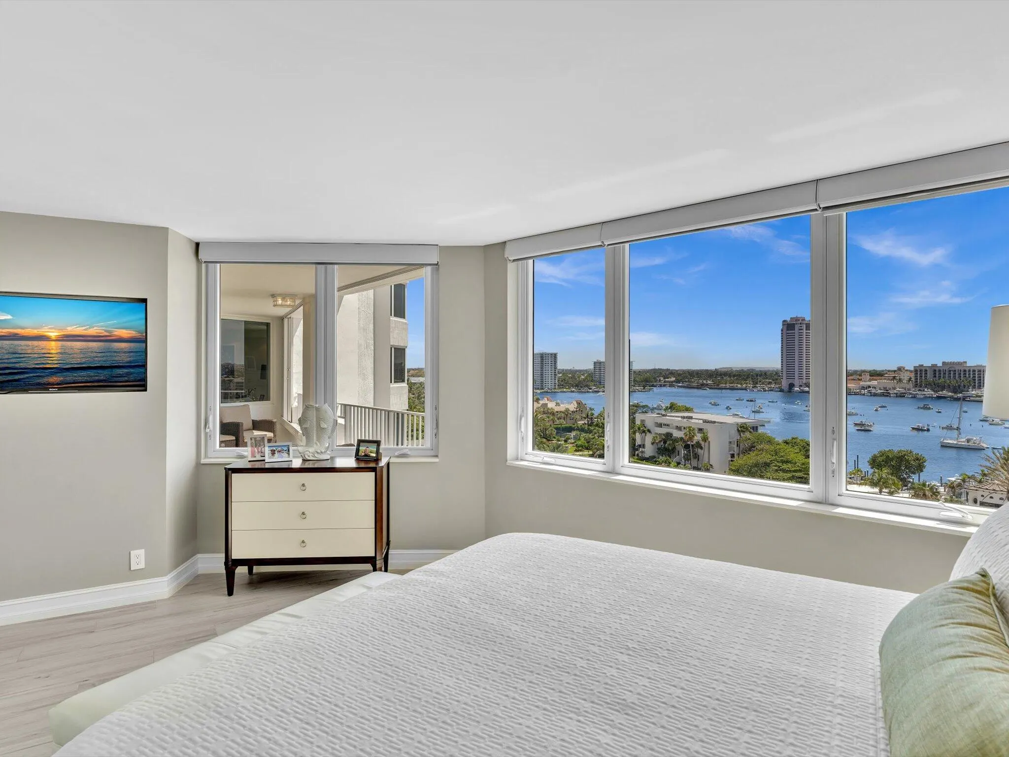 500 S Ocean Boulevard, #909