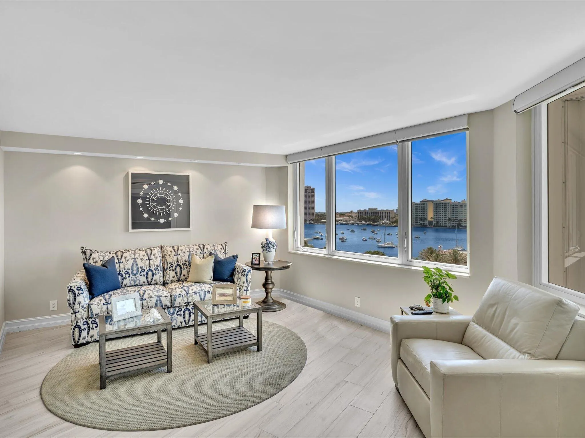 500 S Ocean Boulevard, #909