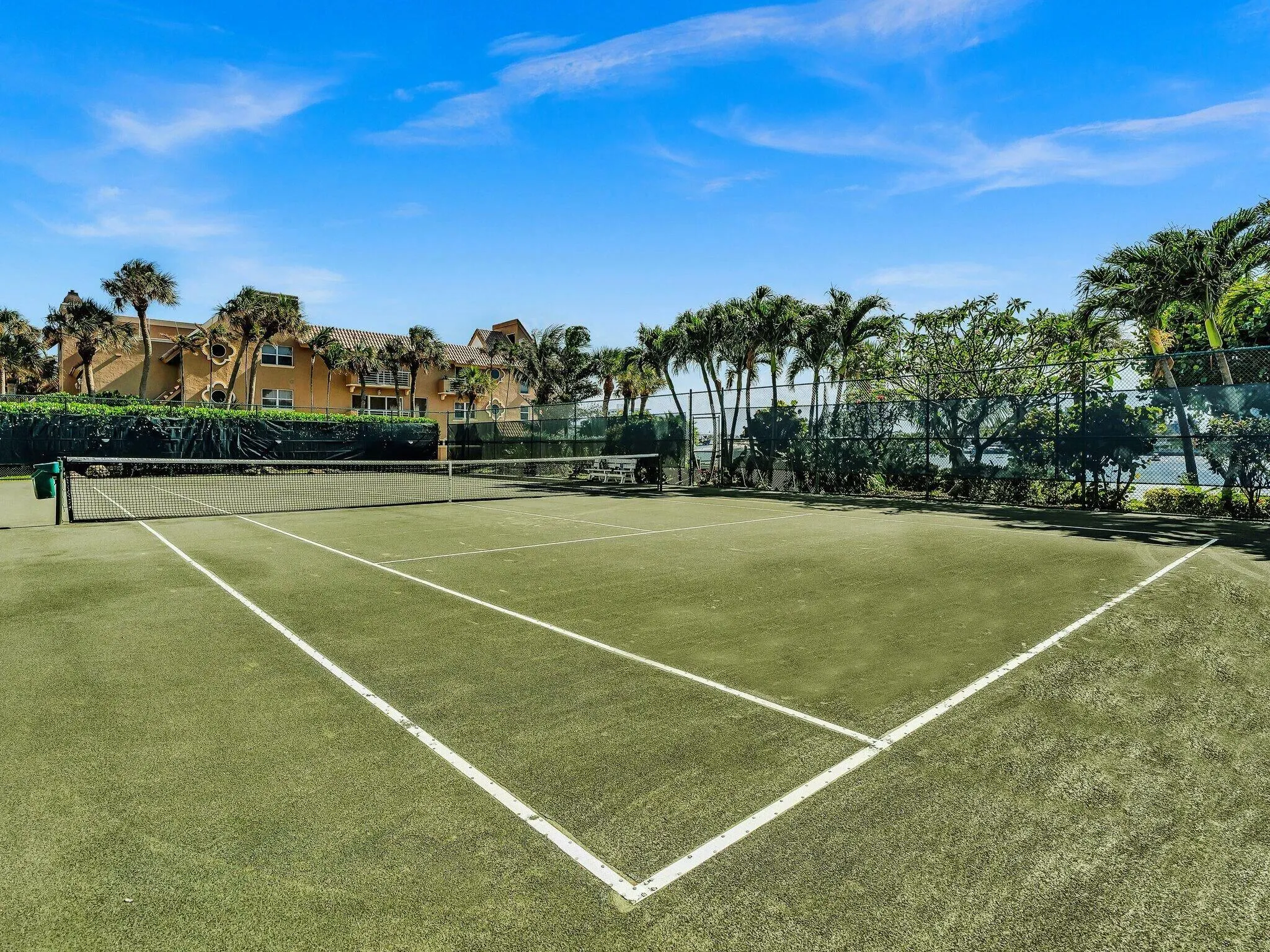 500 S Ocean Boulevard, #909