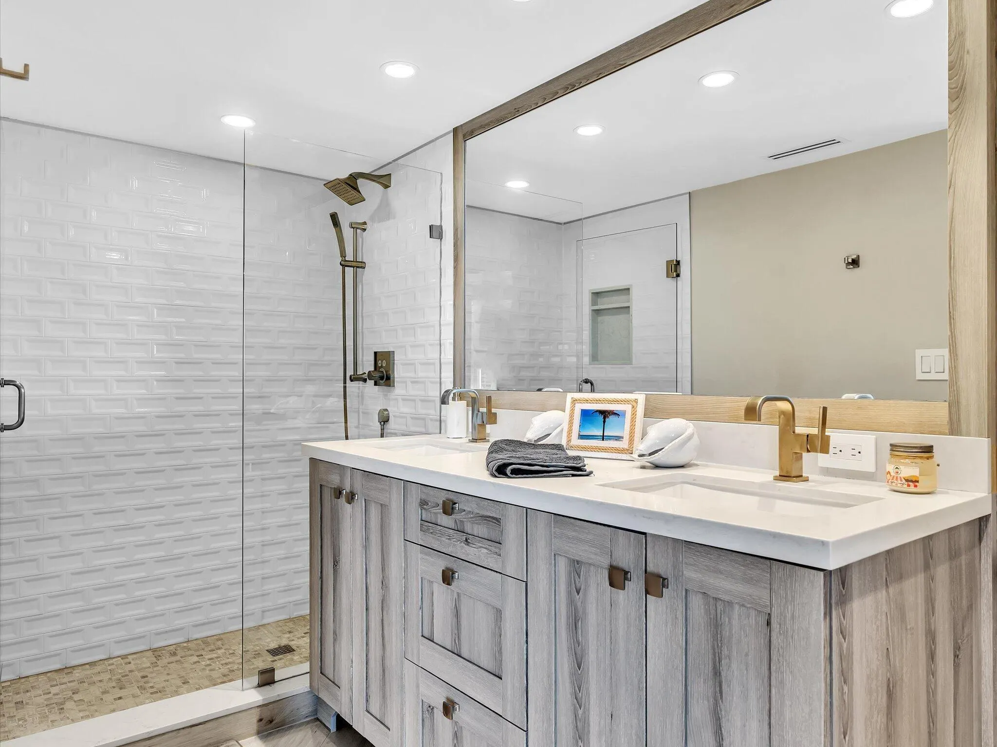 500 S Ocean Boulevard, #909