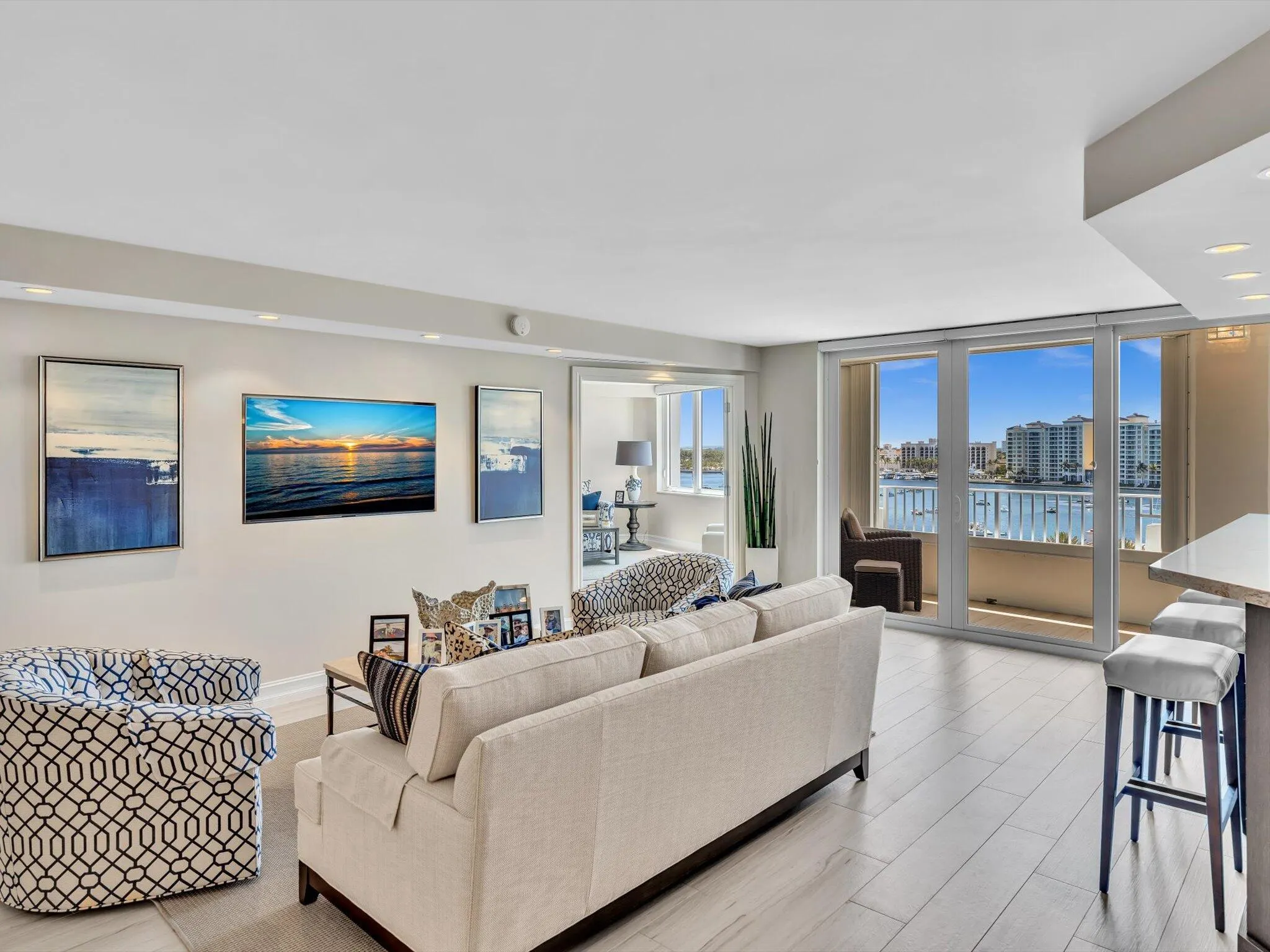500 S Ocean Boulevard, #909