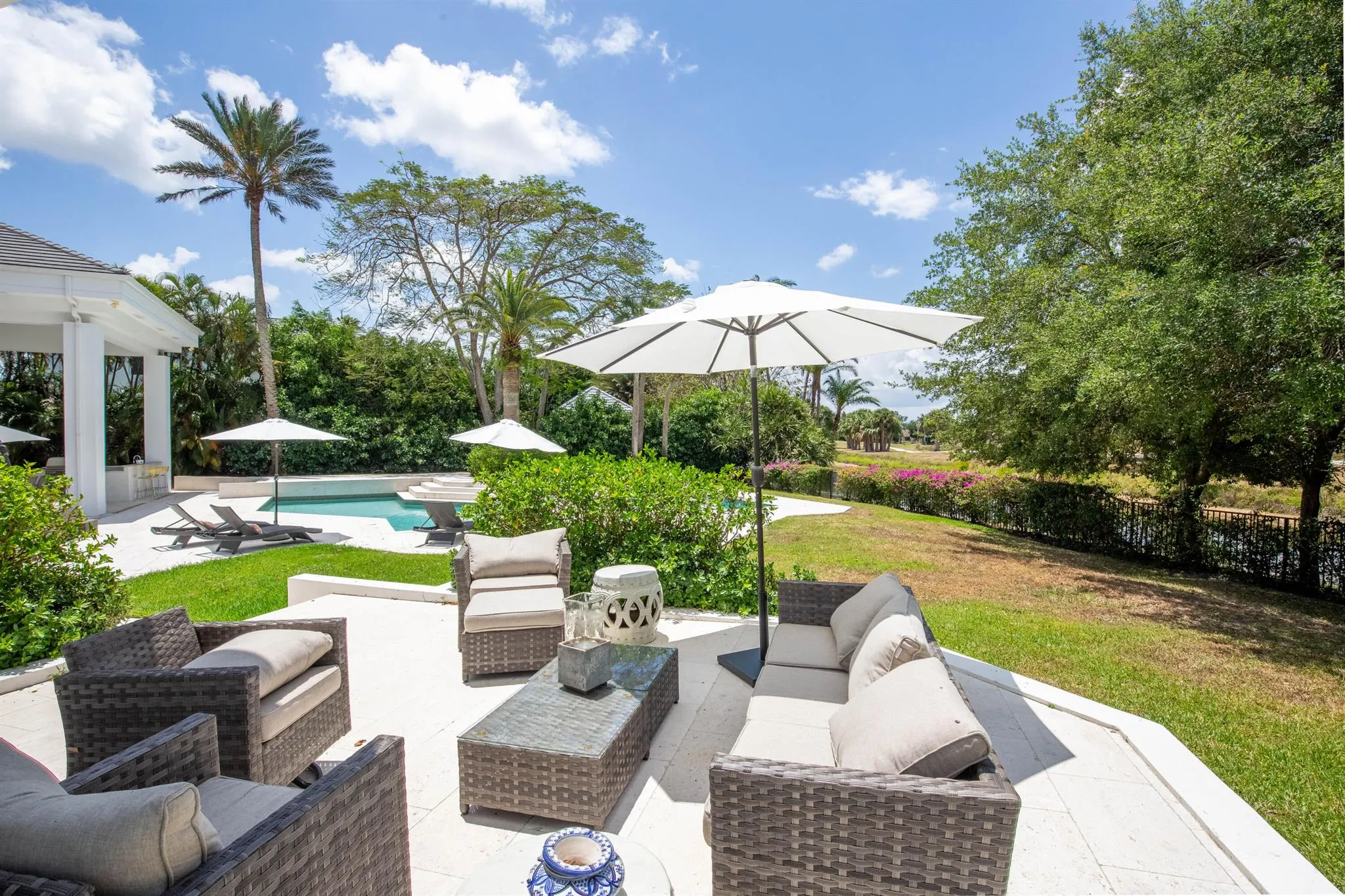 2771 Long Meadow Drive