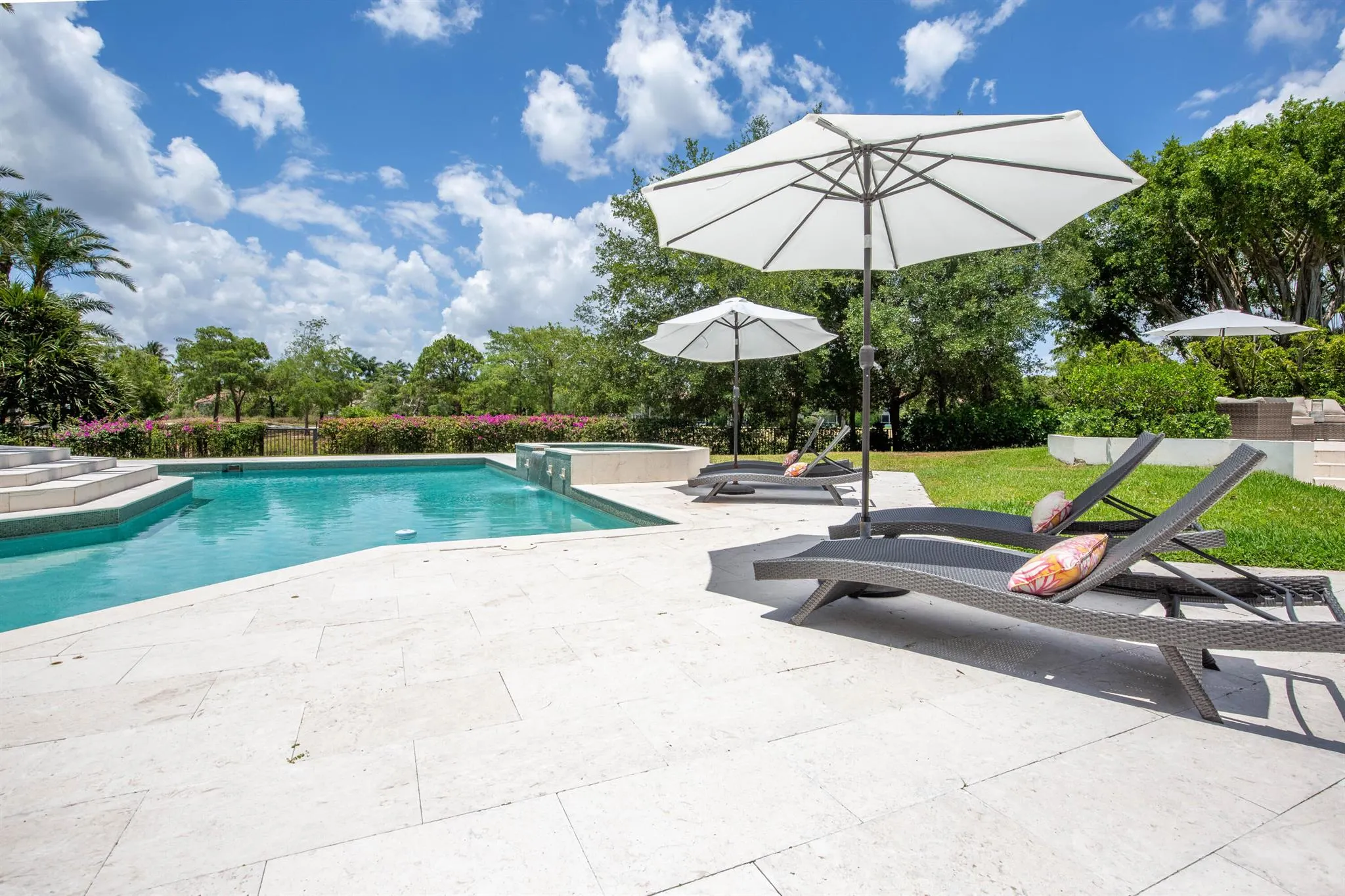 2771 Long Meadow Drive