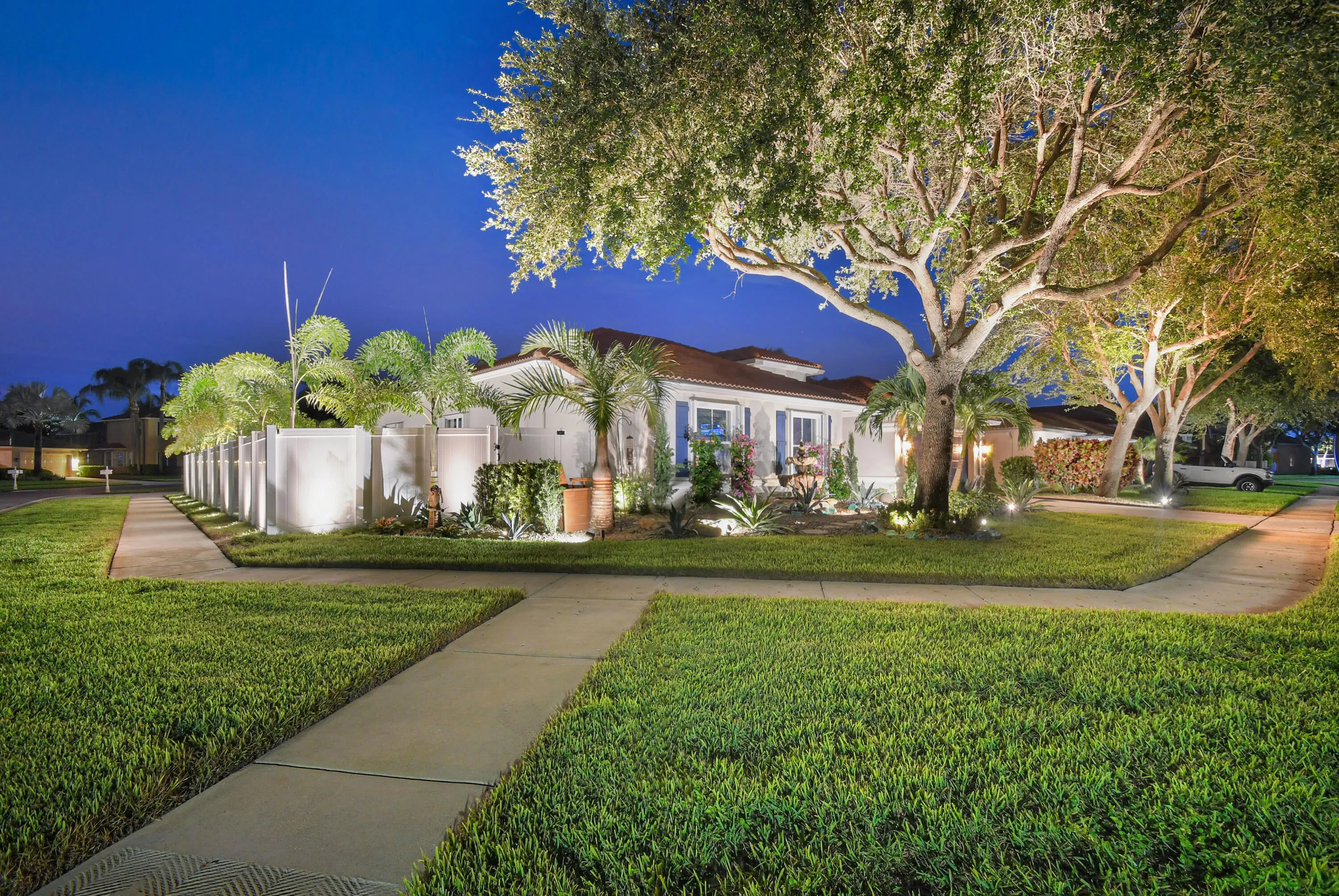 6405 Shadow Creek Village Circle