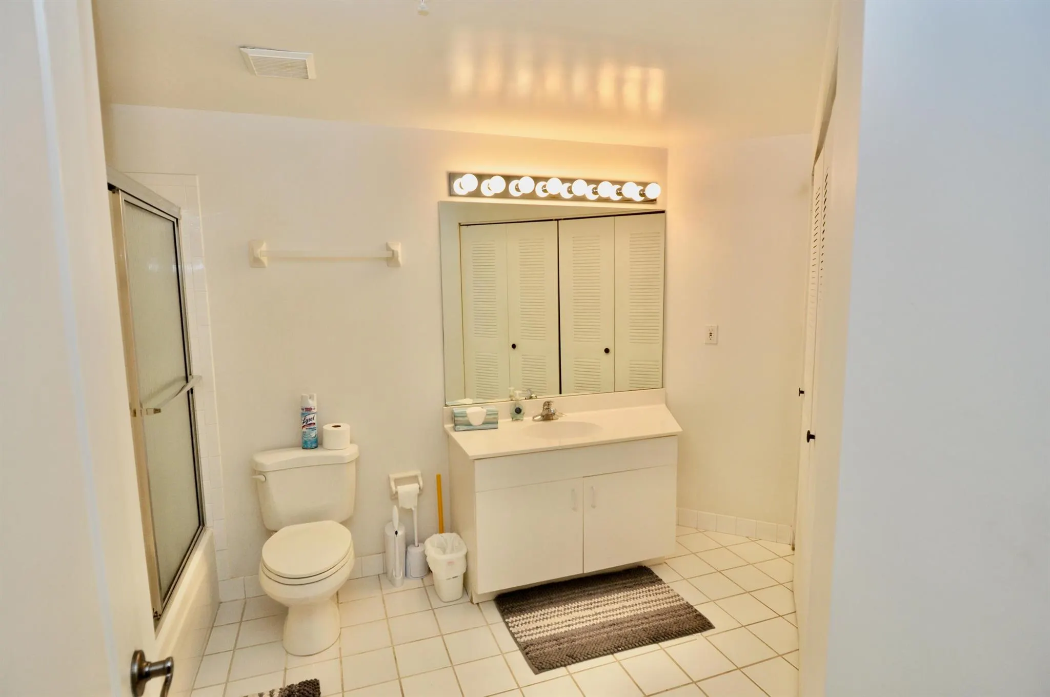200 Uno Lago Drive, #201