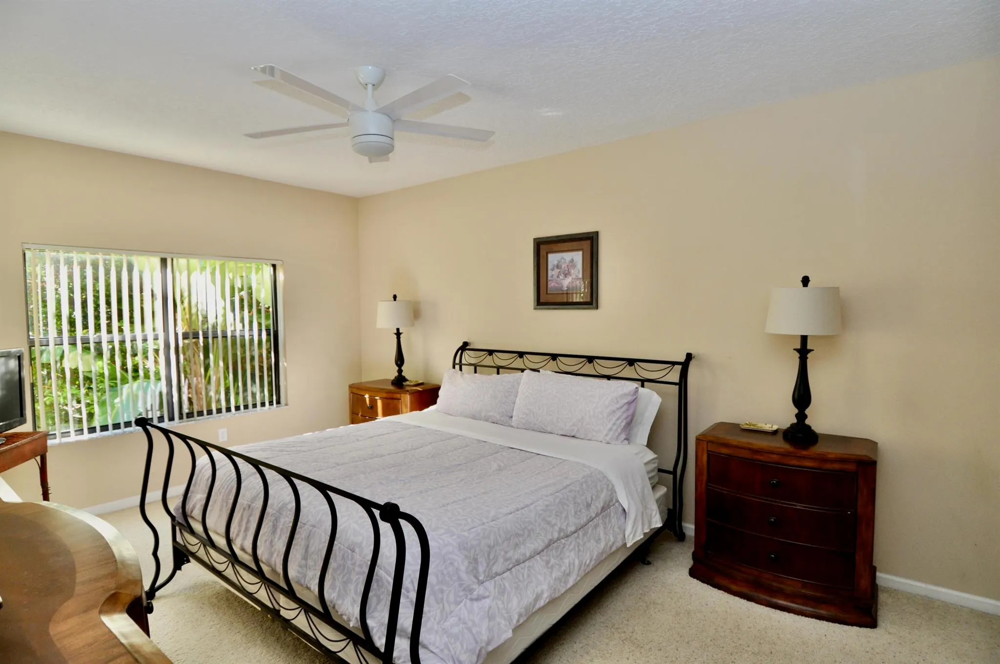 200 Uno Lago Drive, #201