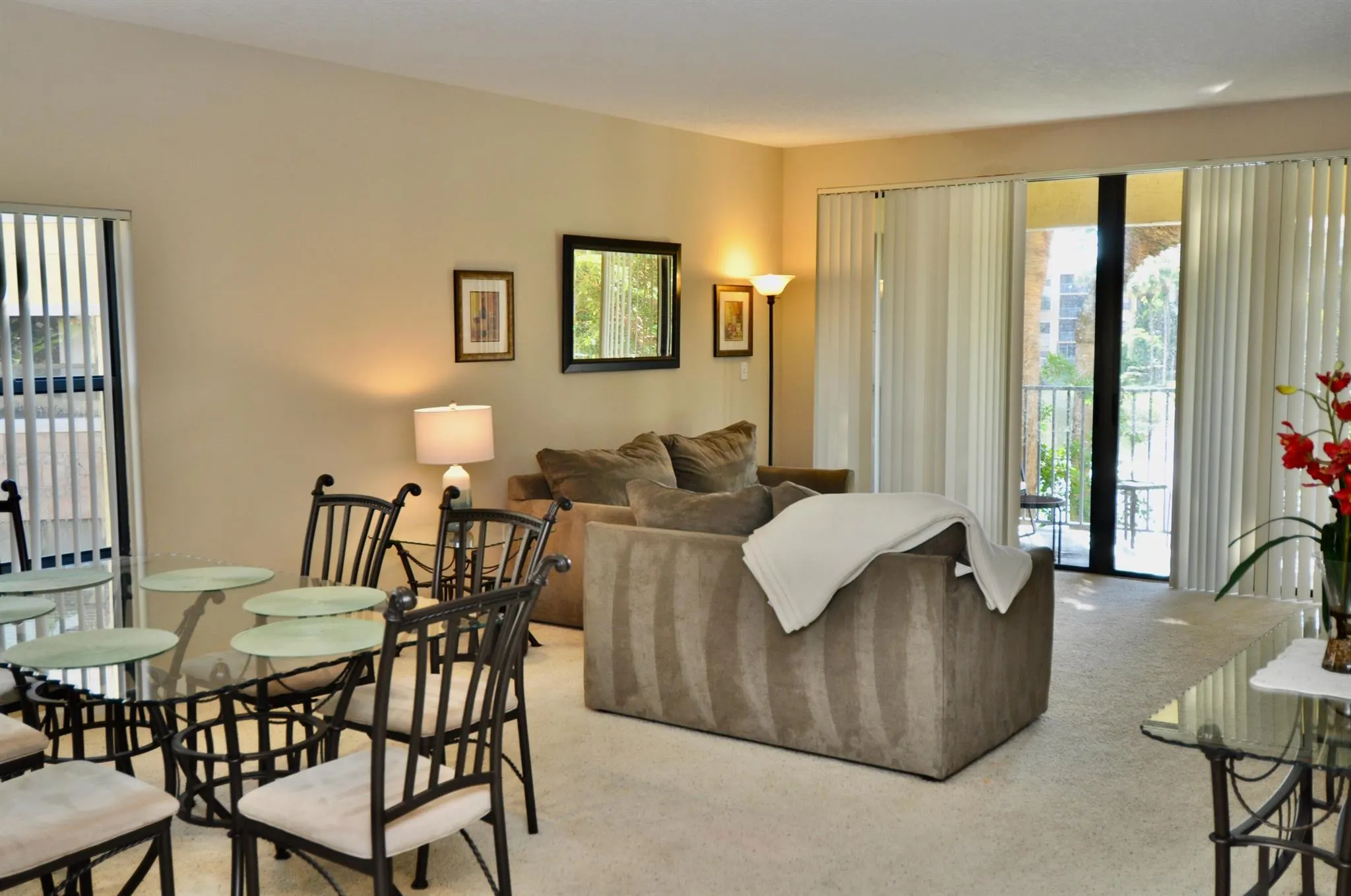 200 Uno Lago Drive, #201