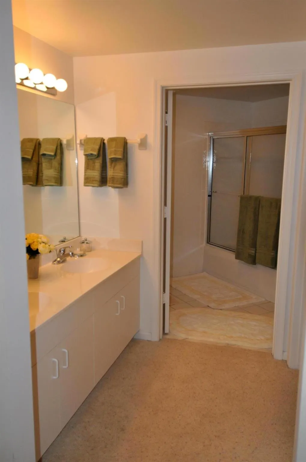 200 Uno Lago Drive, #201