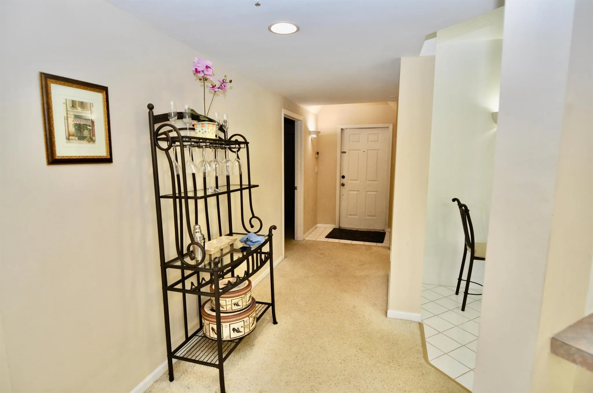 200 Uno Lago Drive, #201
