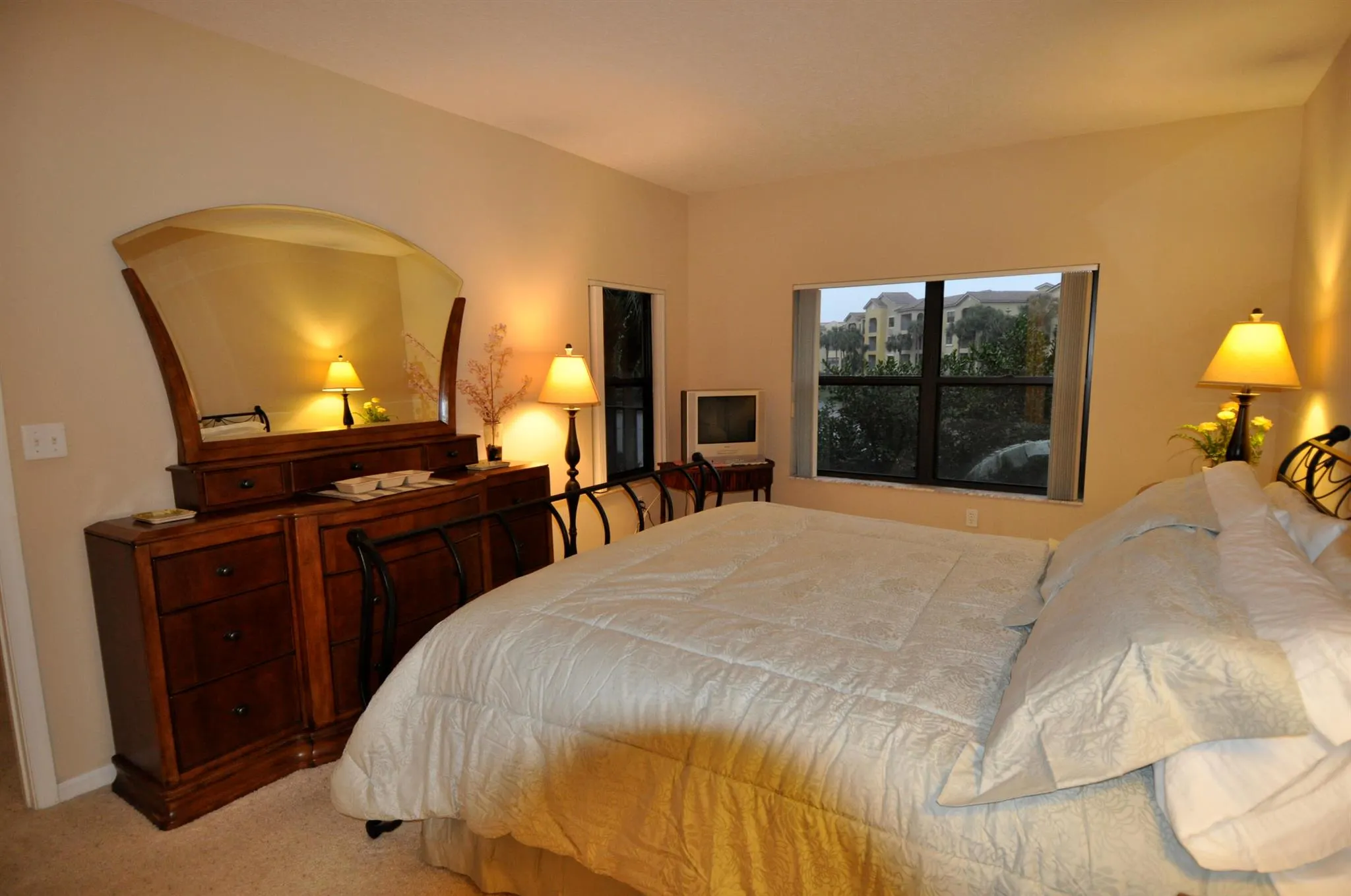 200 Uno Lago Drive, #201