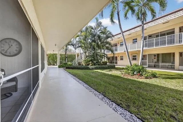 624 Snug Harbor Drive, #B8