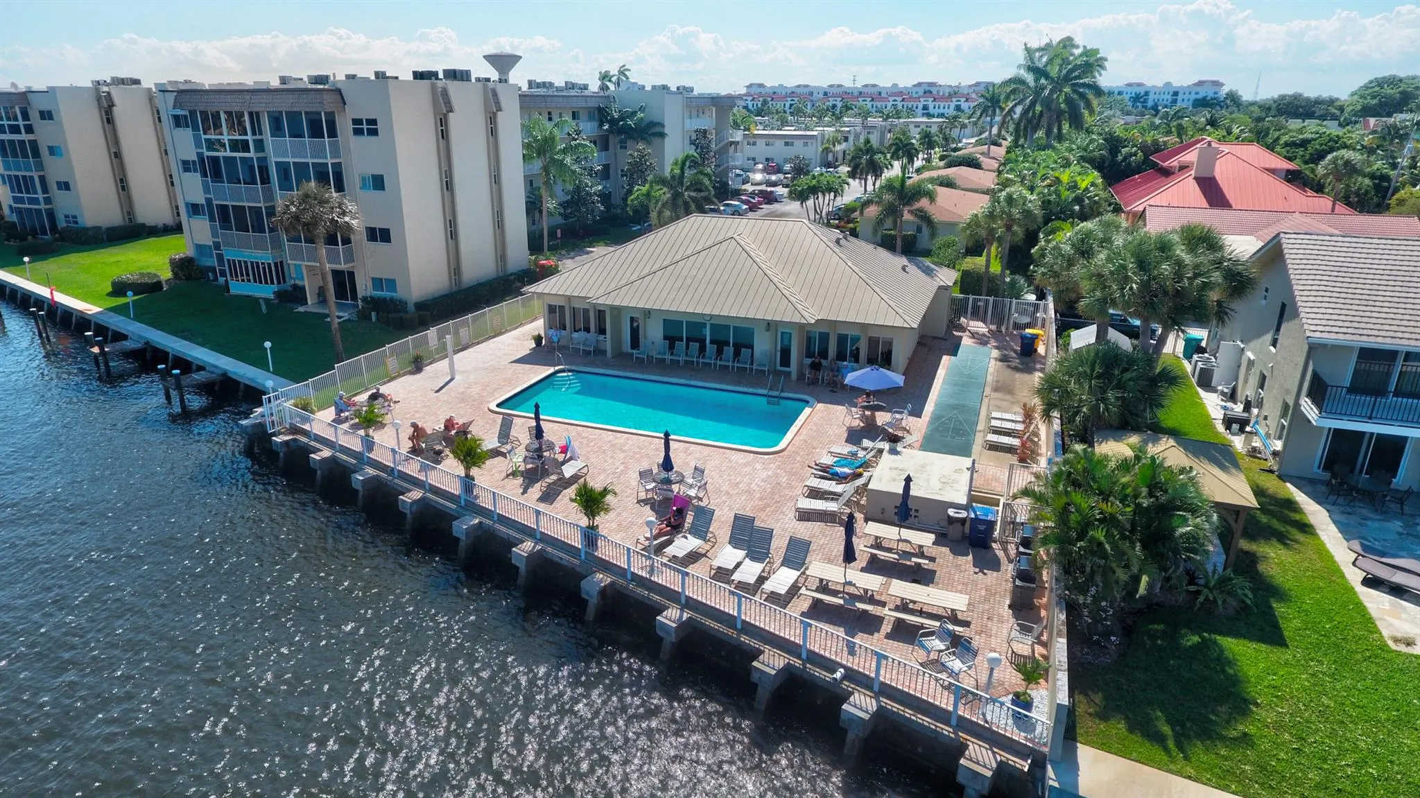 624 Snug Harbor Drive, #B8